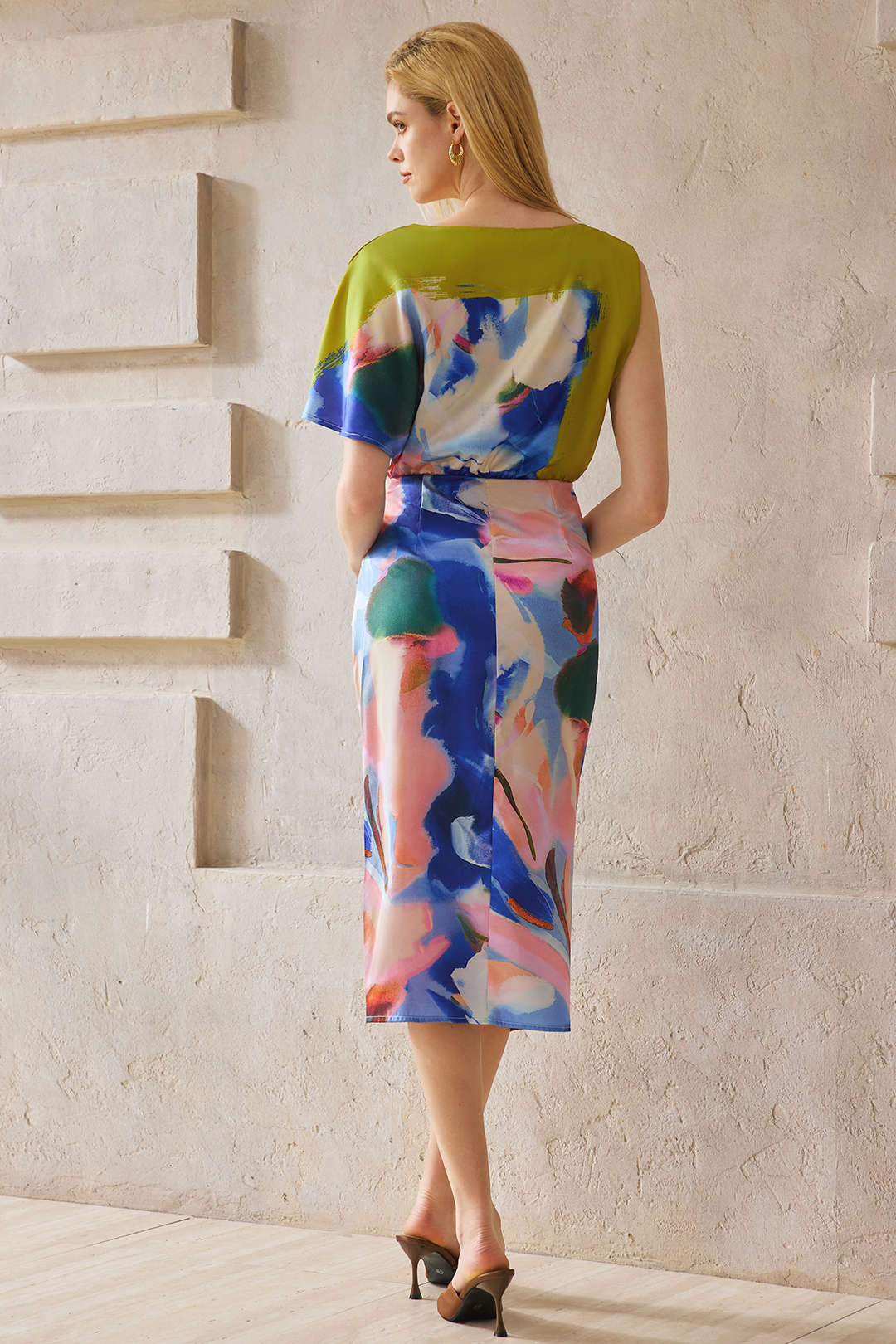 Abstract print satin asymmetric maxi dress with short sleeves