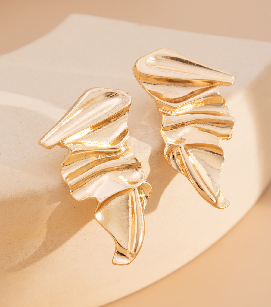 Alloy Irregular Pleated Earrings