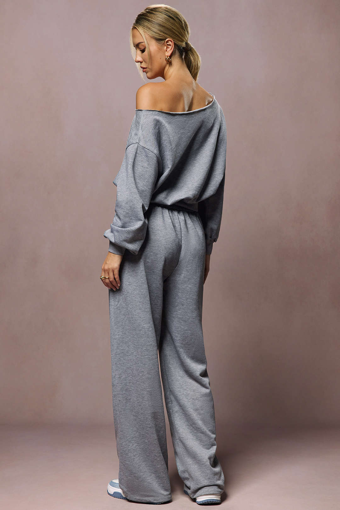 Asymmetric top and pants set