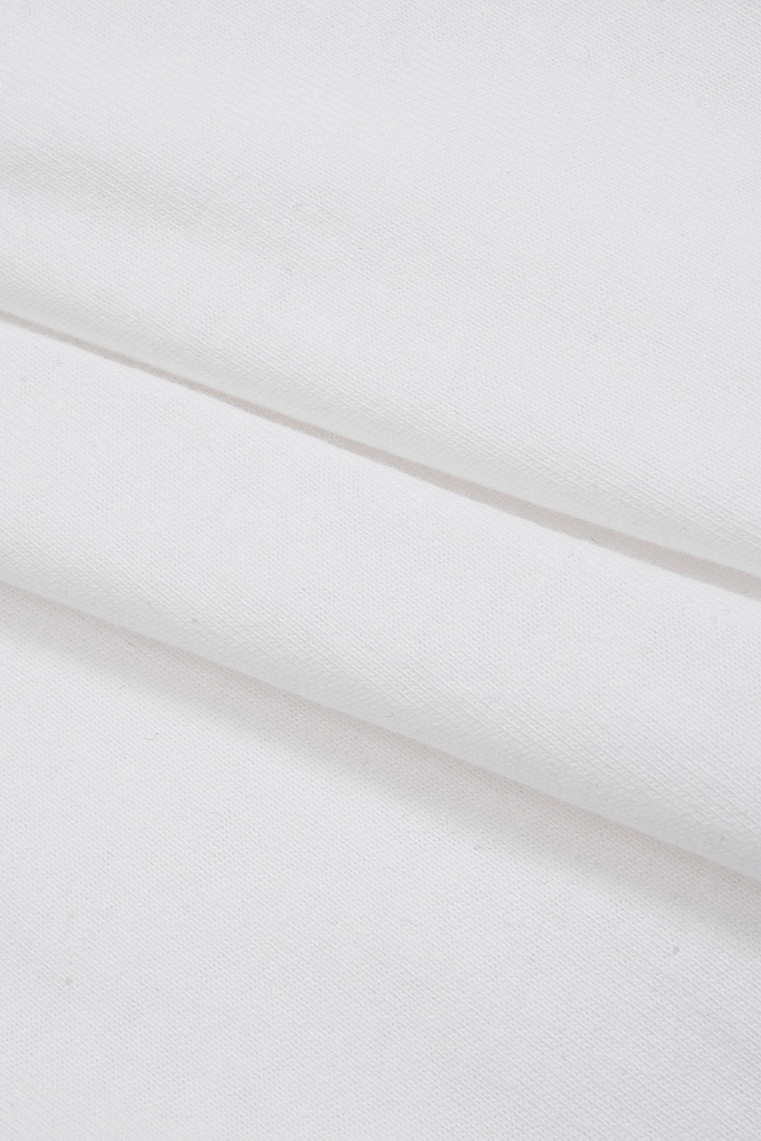 Basic sleeveless V-neck T-shirt