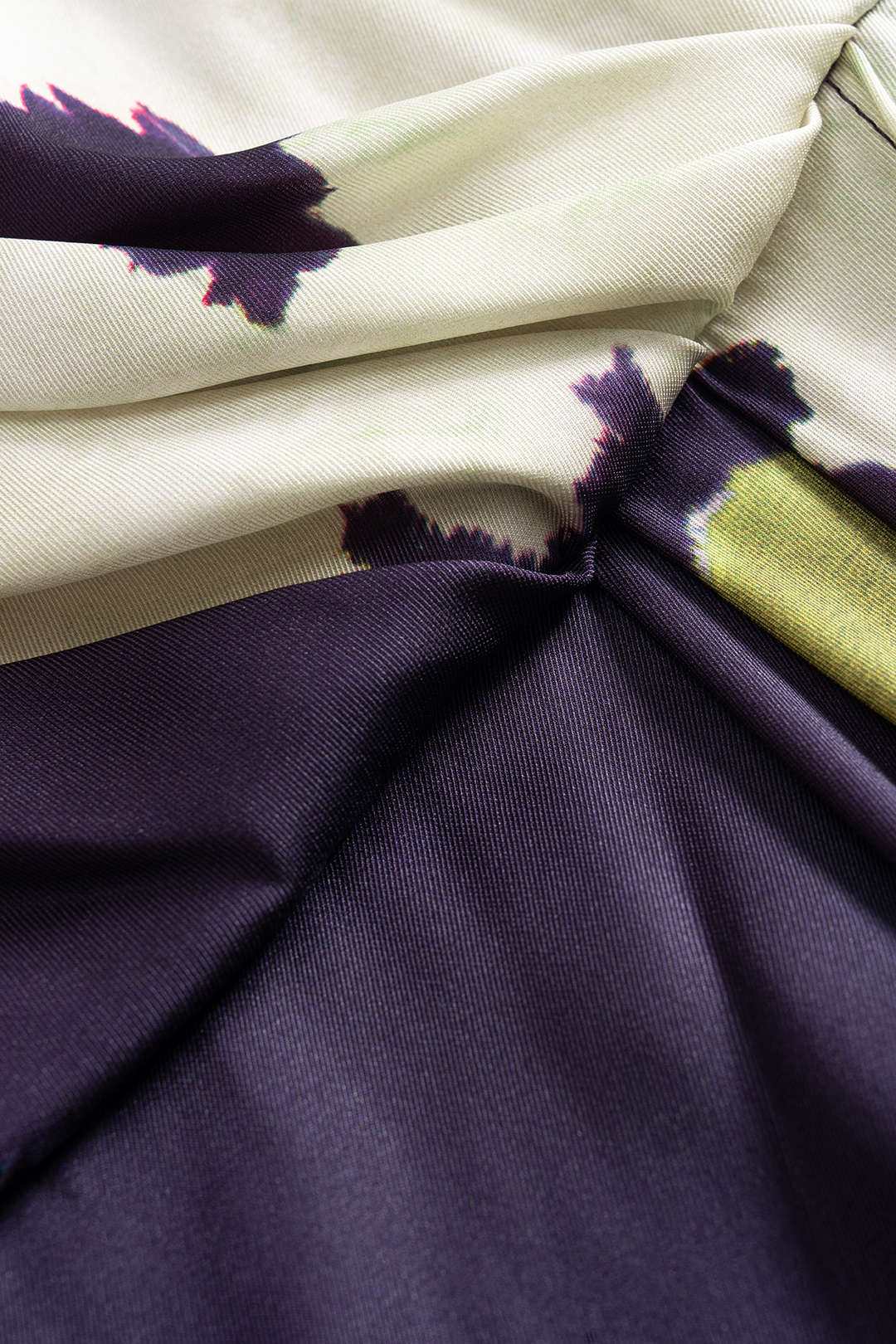 Abstract print satin ruffle sleeveless maxi dress