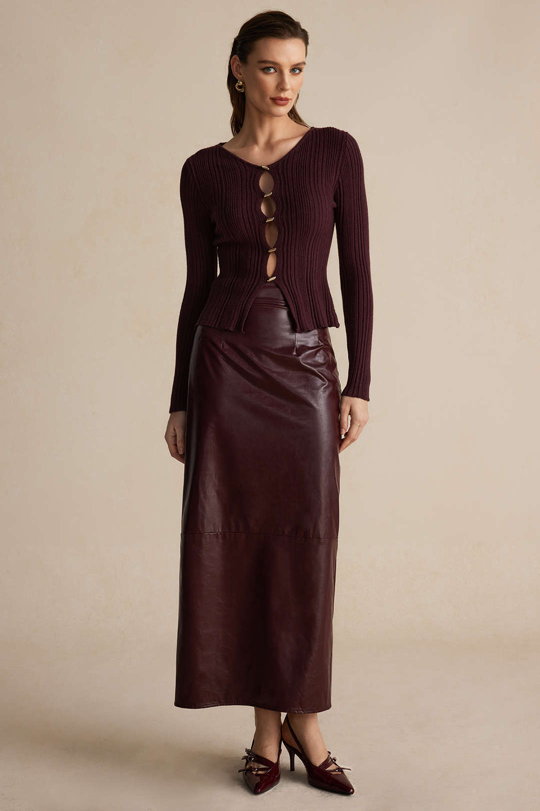 Basic solid faux leather midi skirt