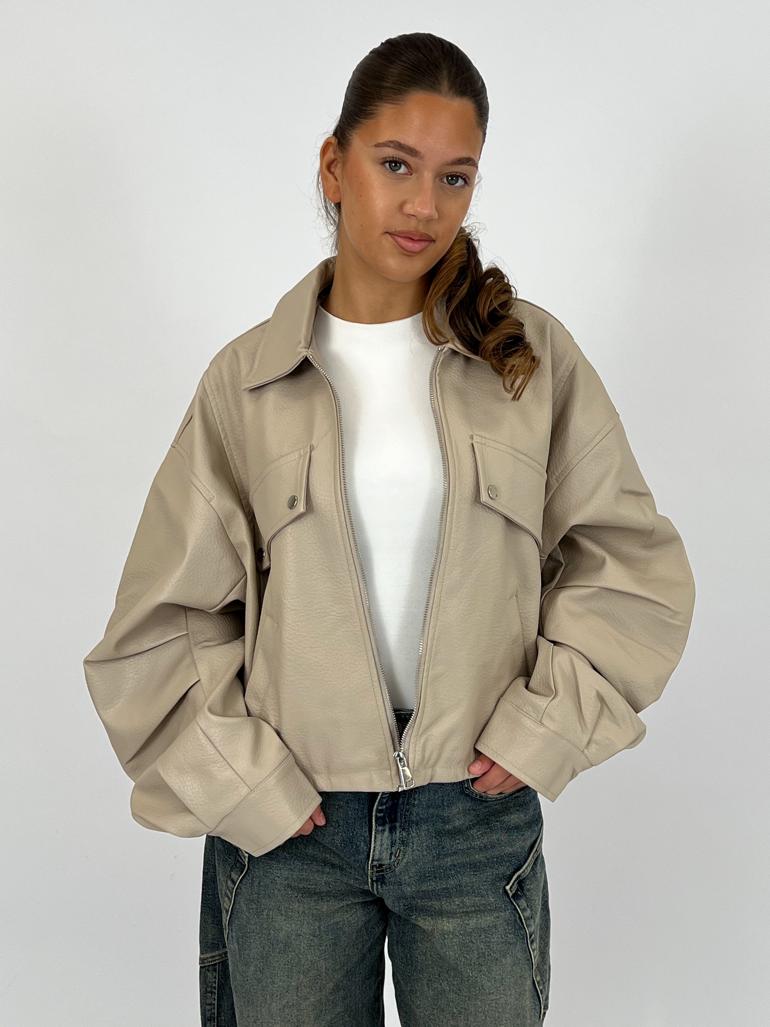 PUFFY LEATHER BOMBER BEIGE