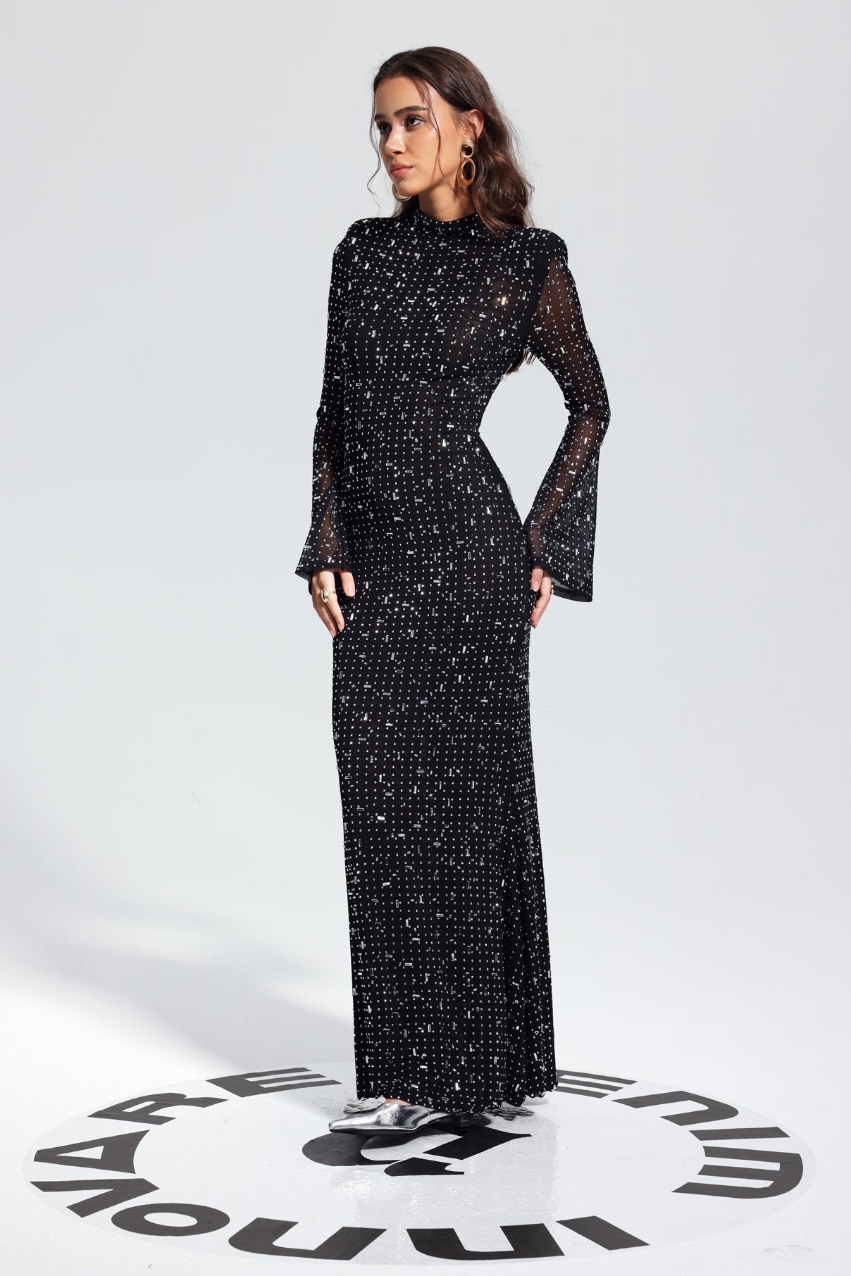 Rhinestone Bodycon Long Sleeves Maxi Dress – Elegant and Glamorous Fit