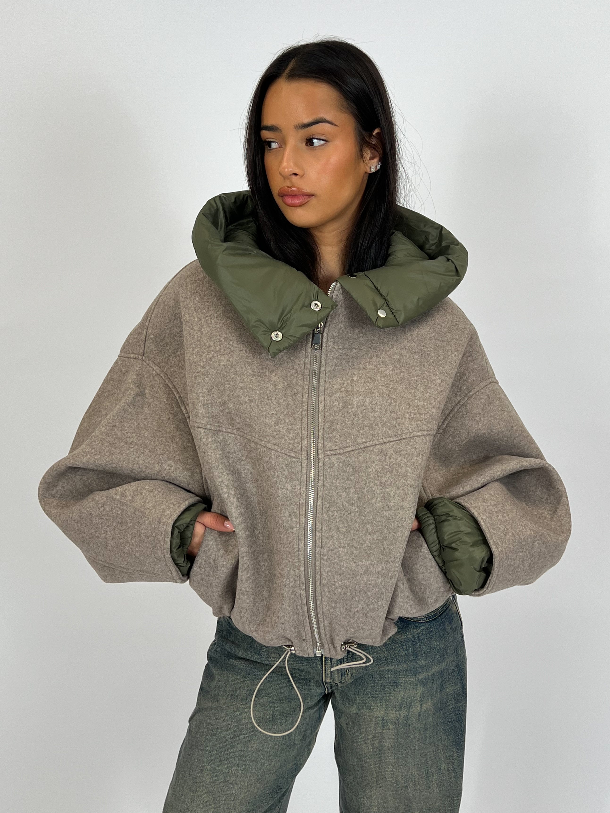 DINA PUFFER TAUPE/GREEN