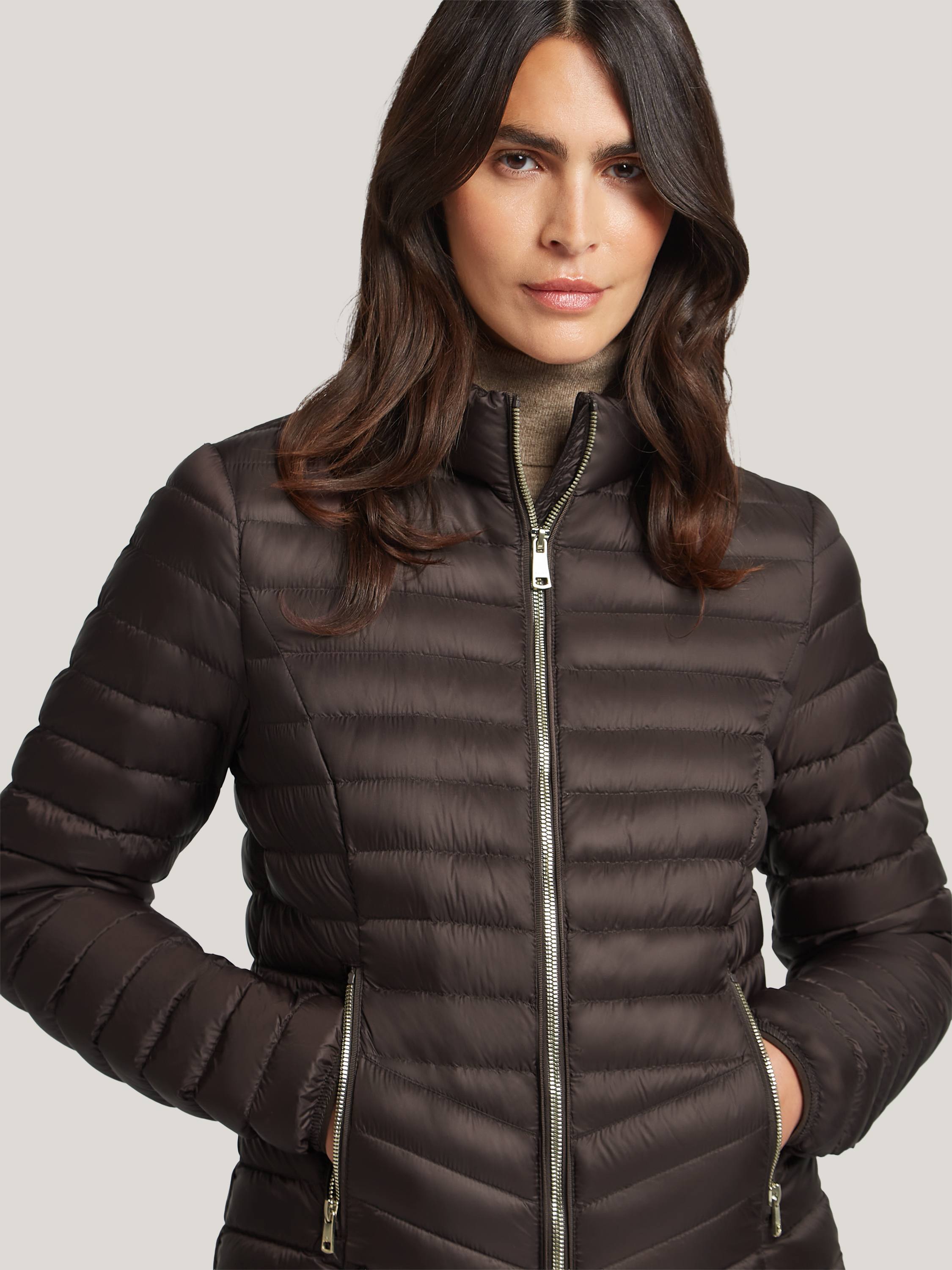Lightweight Packable Jacket – Travel-Friendly & Versatile Outerwear