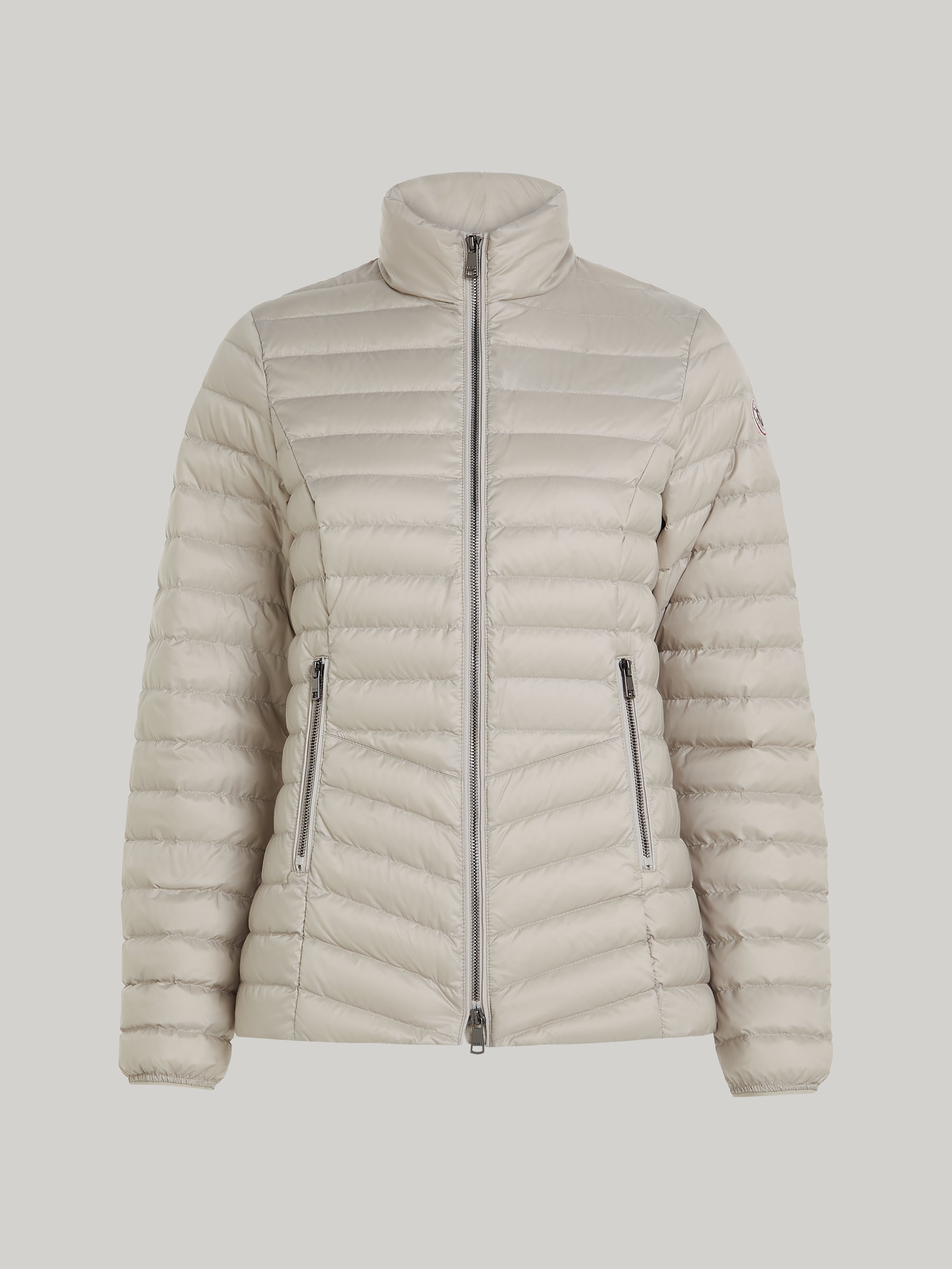 Lightweight Packable Jacket – Travel-Friendly & Versatile Outerwear