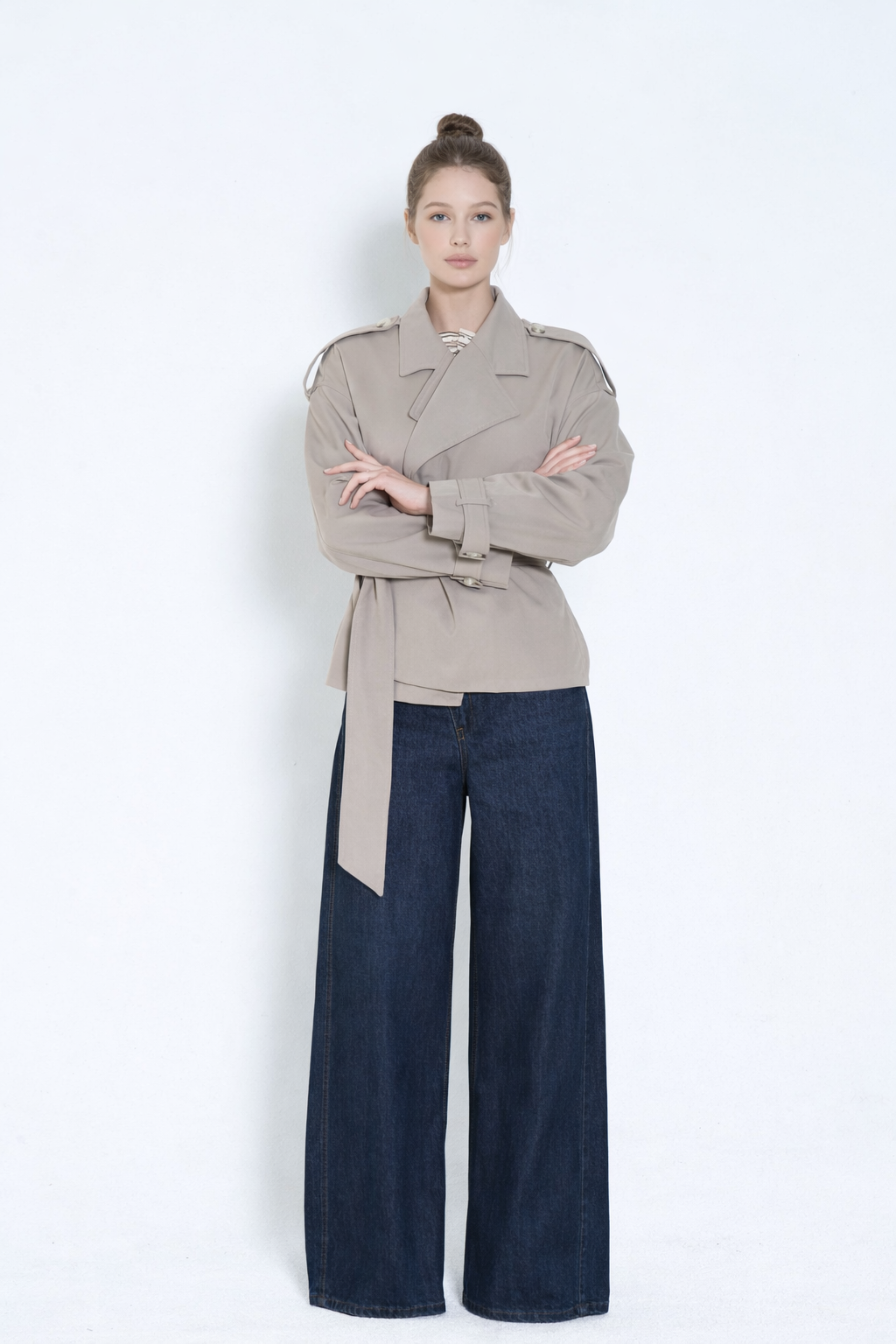 Cropped Trench Coat | Oversized Modern Silhouette 3