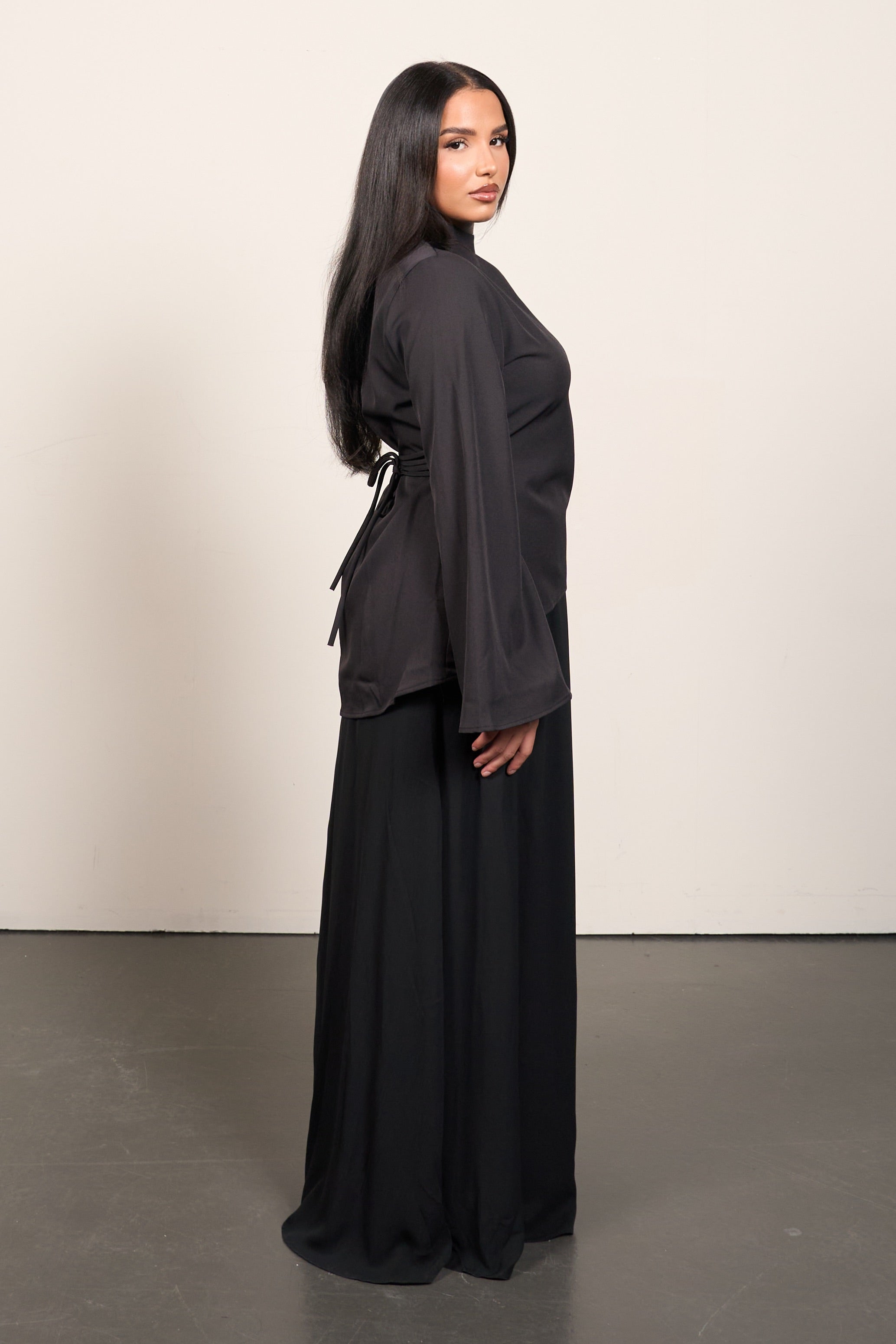 Elegant Two-Piece Set – Flared Sleeve Top & Maxi Skirt