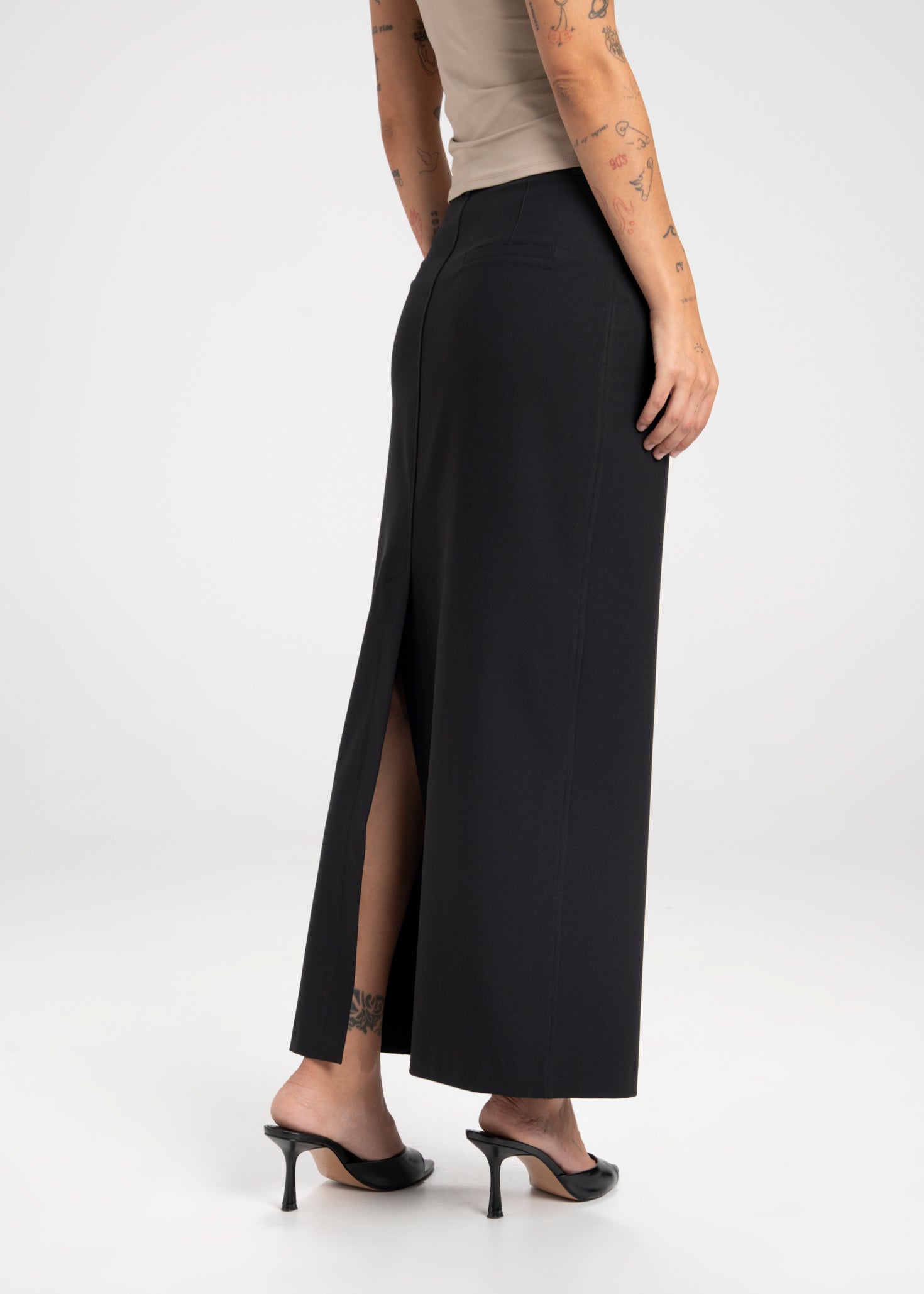 Women’s Structured Mid-Rise Tailored Skirt – Wrinkle-Resistant Straight Fit
