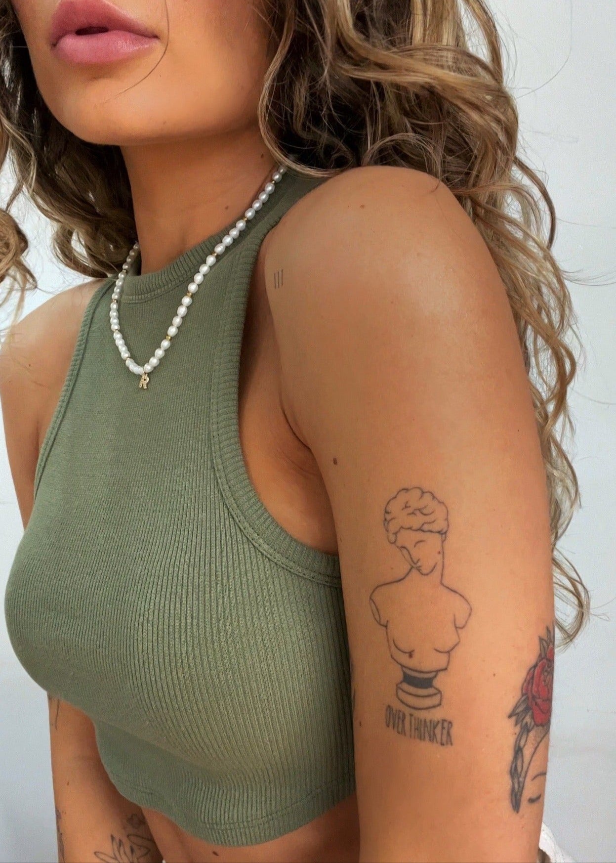 Women’s Ribbed Stretch Tank Top – Sculpted Cropped Silhouette