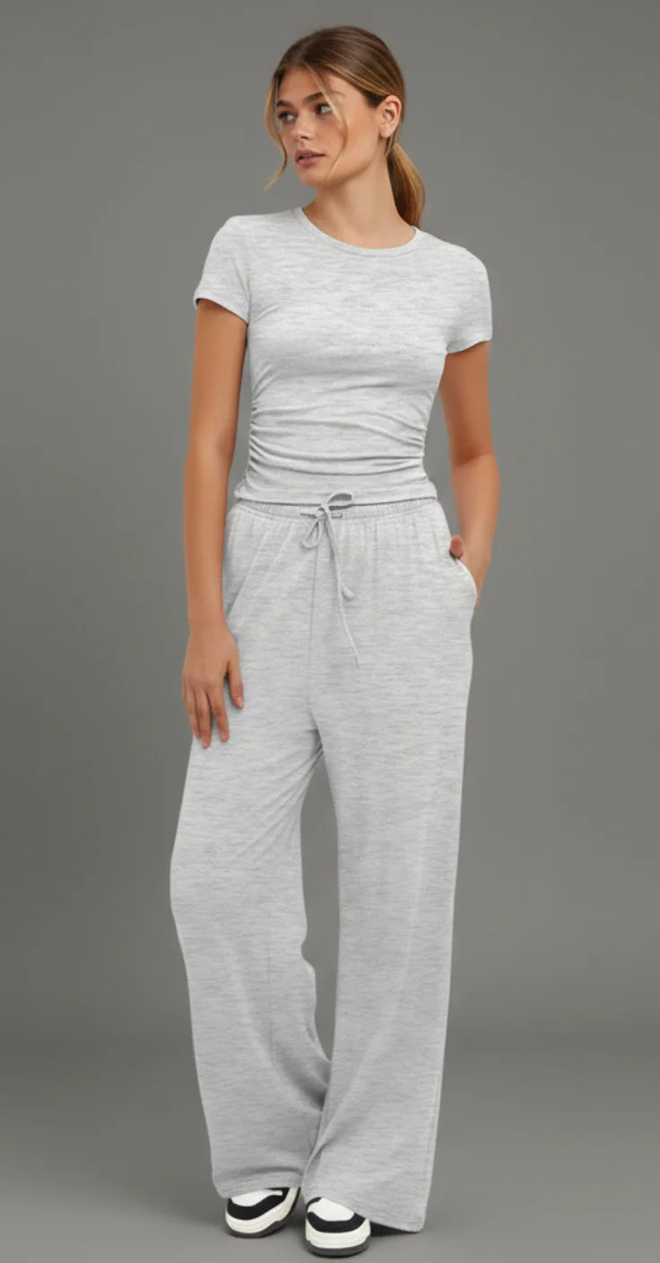 LEWAIR’s Light Gray SoftTouch Lounge Set – Lightweight Matching Top & Wide-Leg Pants 2
