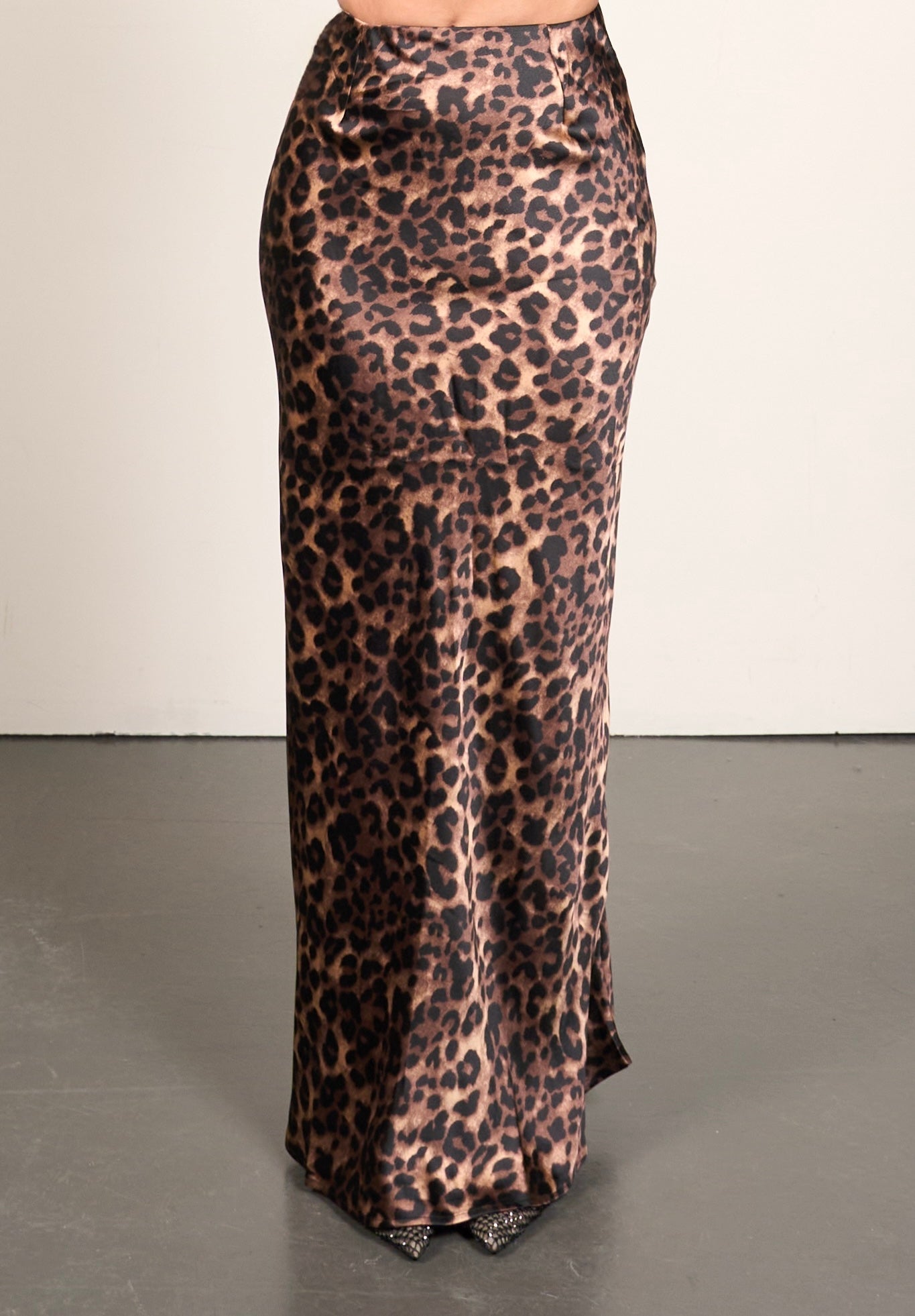 Leopard Maxi Skirt – Flowing Statement Skirt for Women