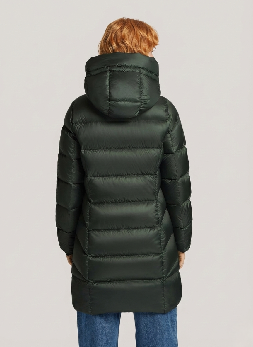 Naomi's Lightweight Down Jacket – Oversized Hood & Cozy Warmth for Winter | GREEN 2