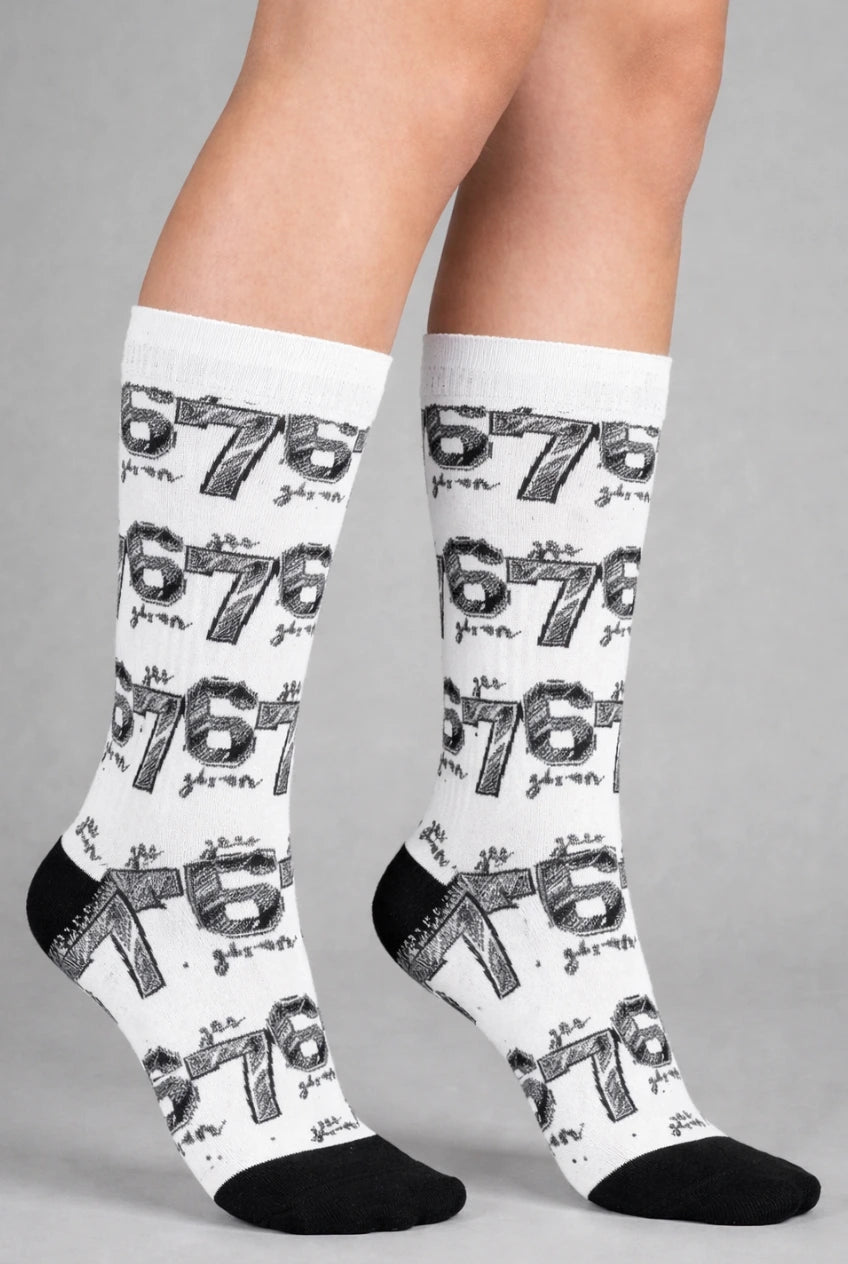 Cushioned Comfort 67 Graphic Crew Socks