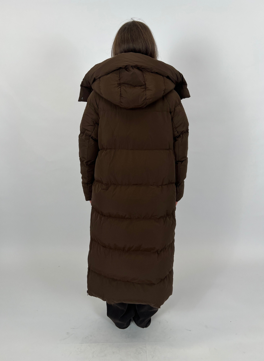 Oversized Puffer Coat – Extra Long with Detachable Hood & Side Zippers 2