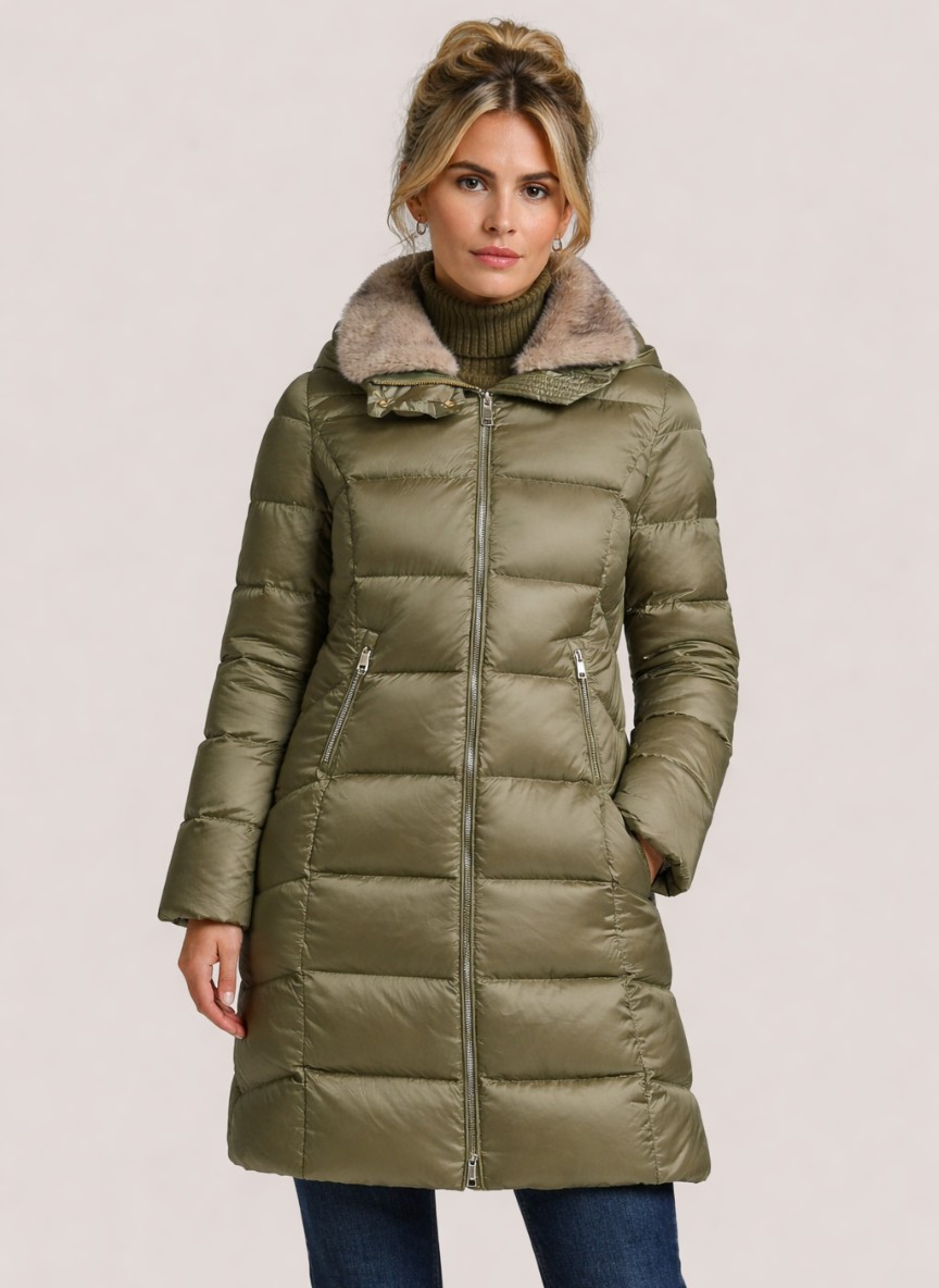 Paige Lightweight Low Down Jacket – Elegant Taffeta Fabric with Faux Fur Collar | PISTACHIO 1