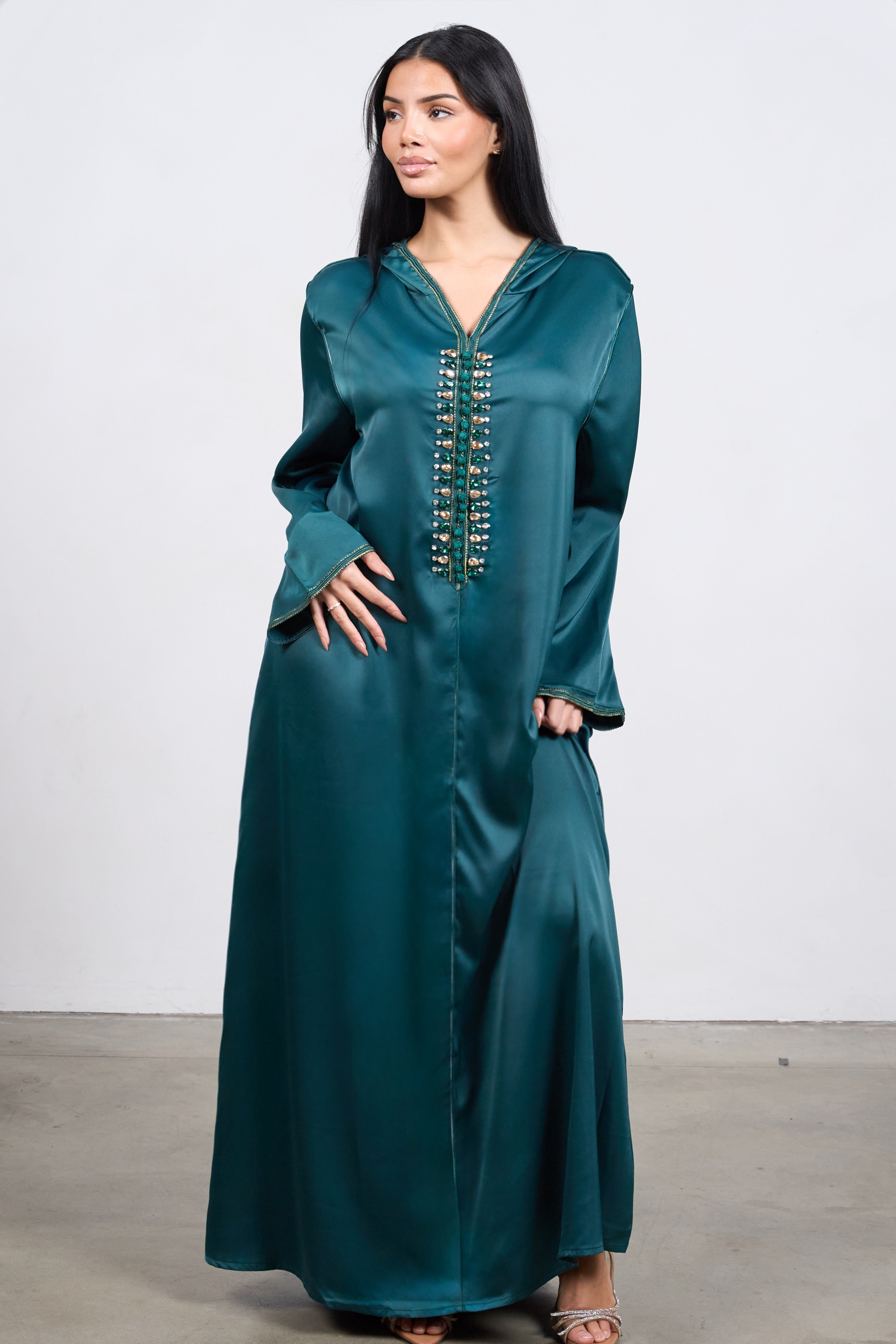Pearl Line Djellaba Dress – Elegant Modest Hooded Dress