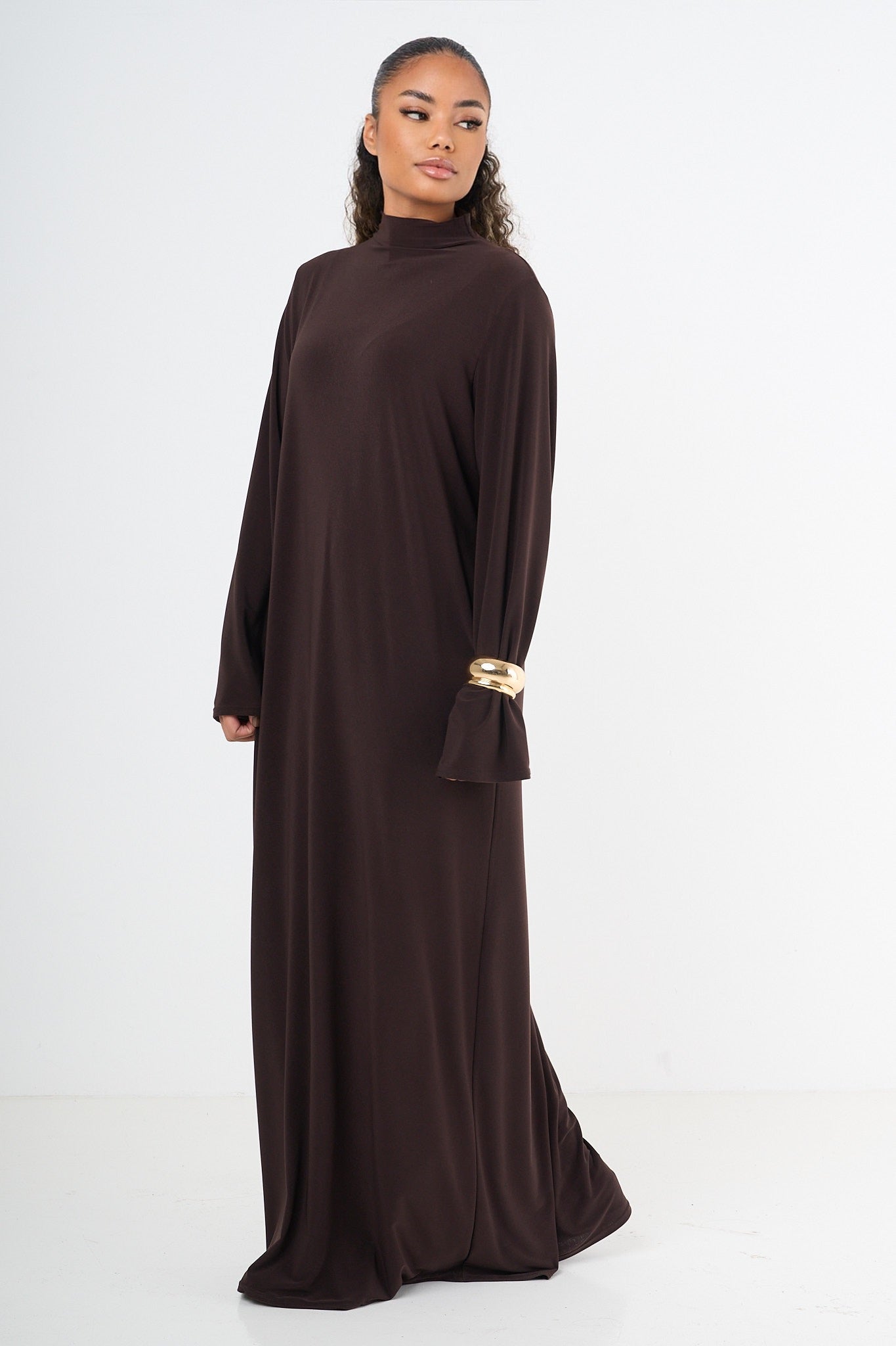 Premium Jersey Abaya – Elegant Modest Wear Essential