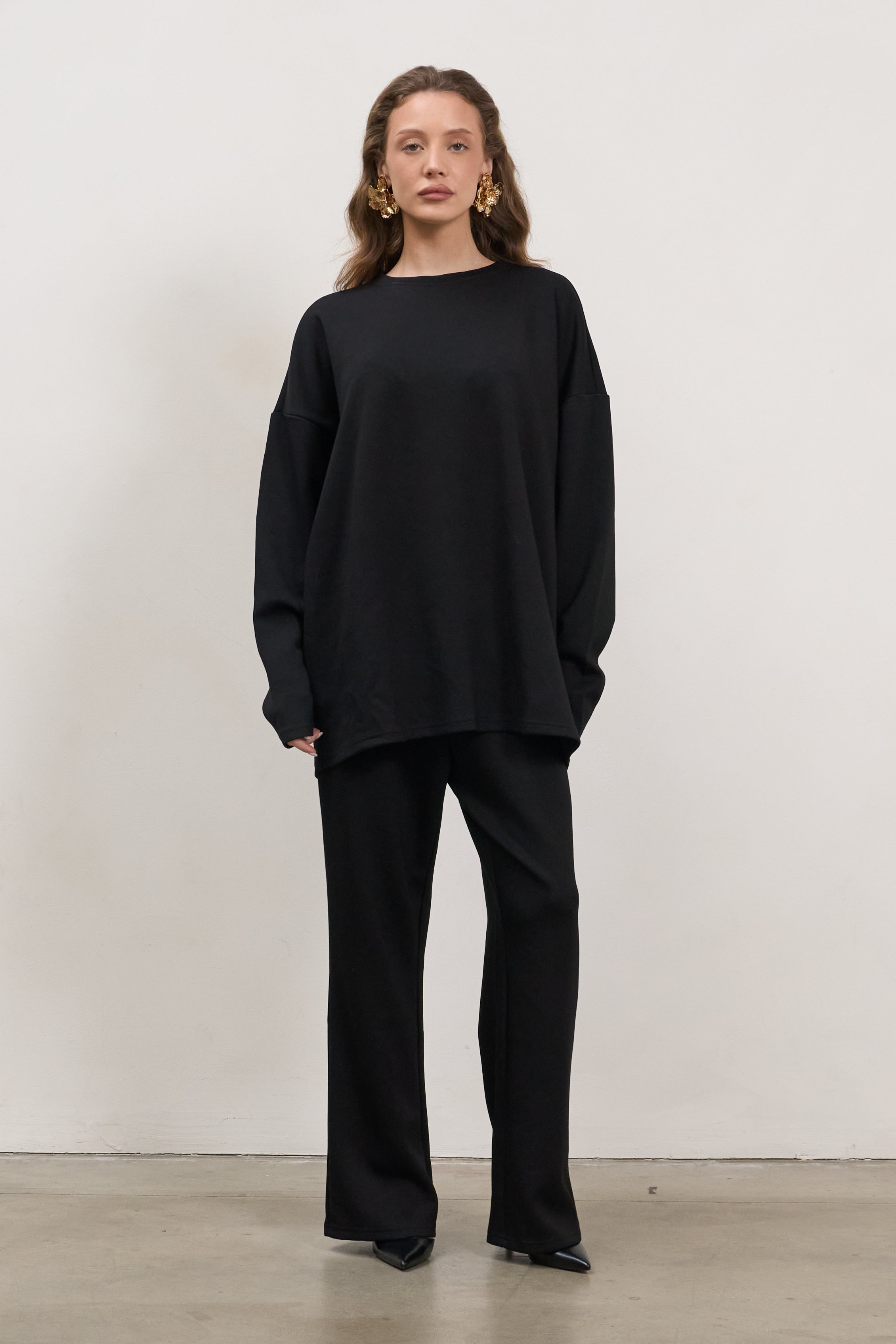 Serena Minimalist Relaxed Fit Rayon Set – Oversized Top & Straight-Leg Pants