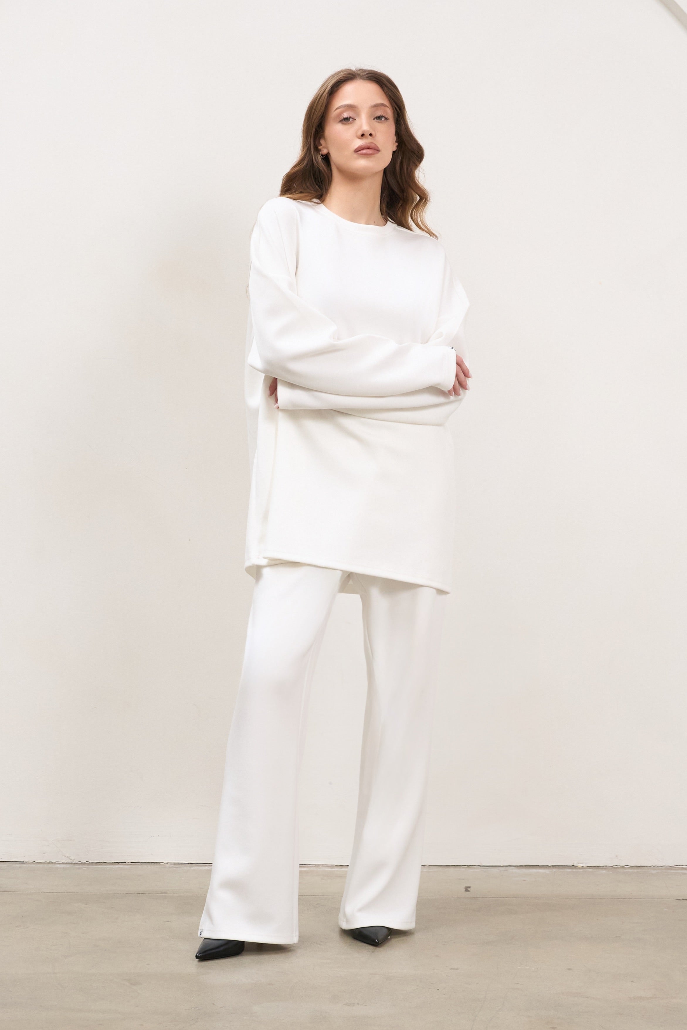 Serena Minimalist Relaxed Fit Rayon Set – Oversized Top & Straight-Leg Pants