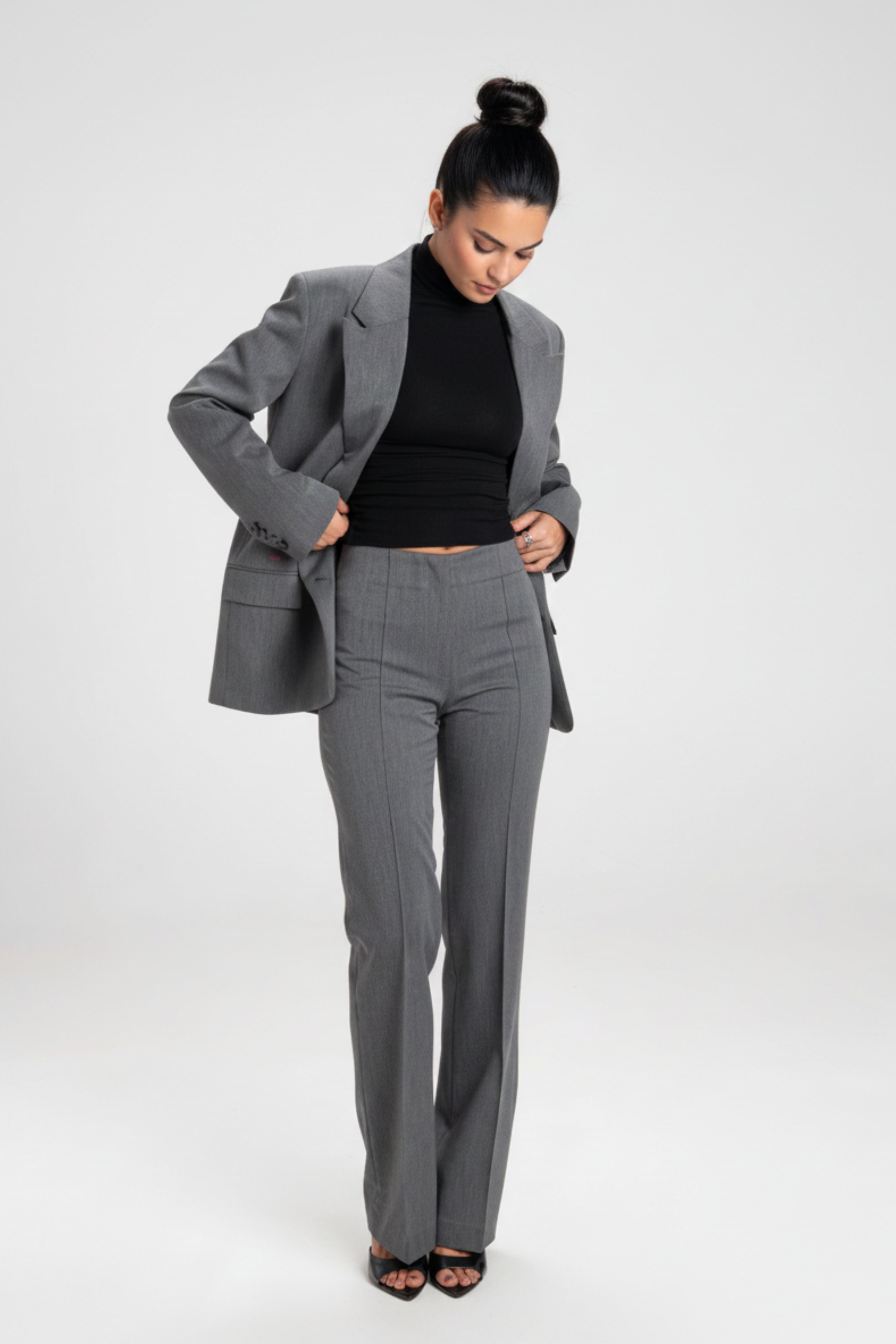 Women’s High Mock Neck Sleeveless Fitted Top – Soft Stretch Fabric| BLACK 3