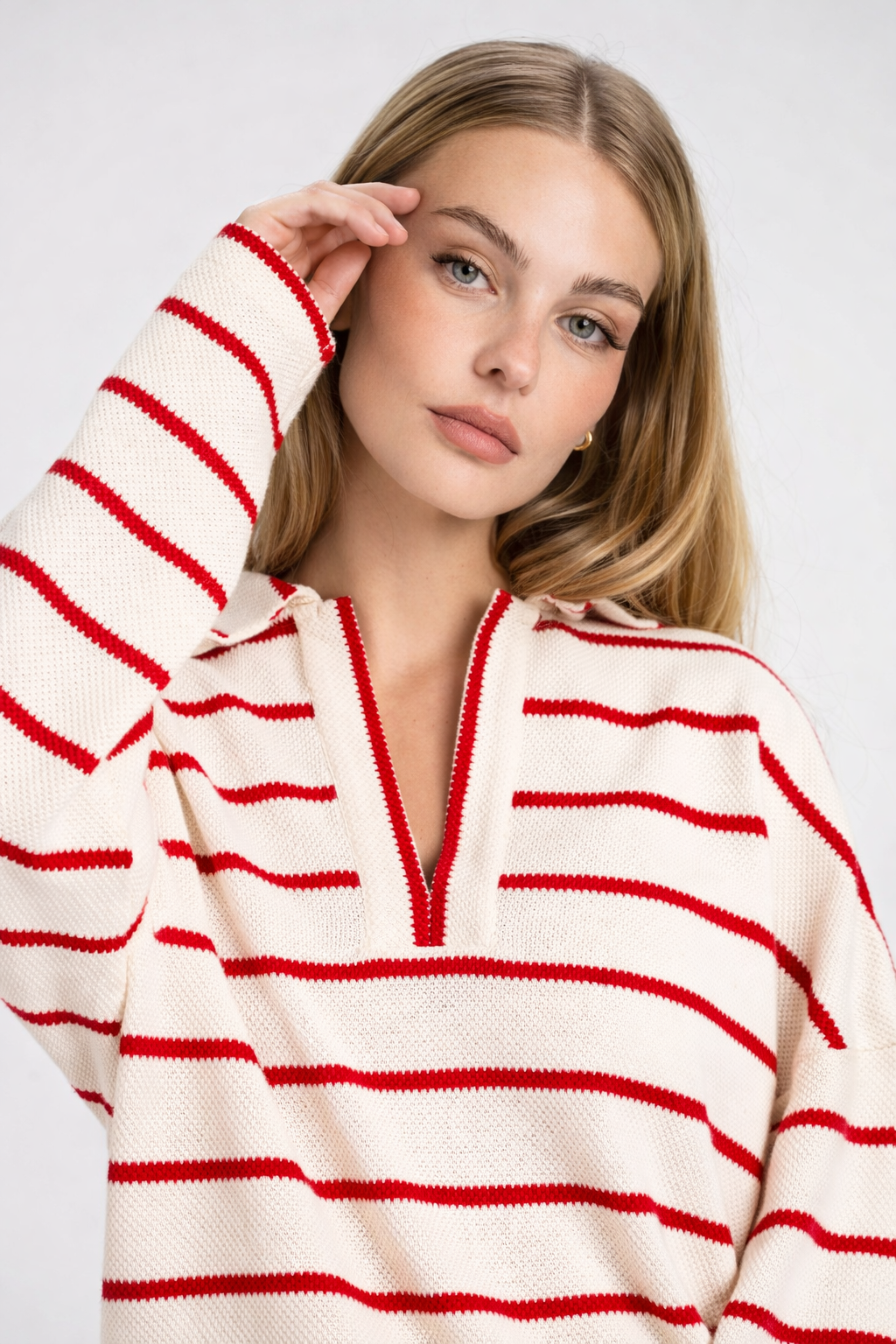 Women’s Polo Collar Knit Top with Opened Neckline – Casual Elegance 4