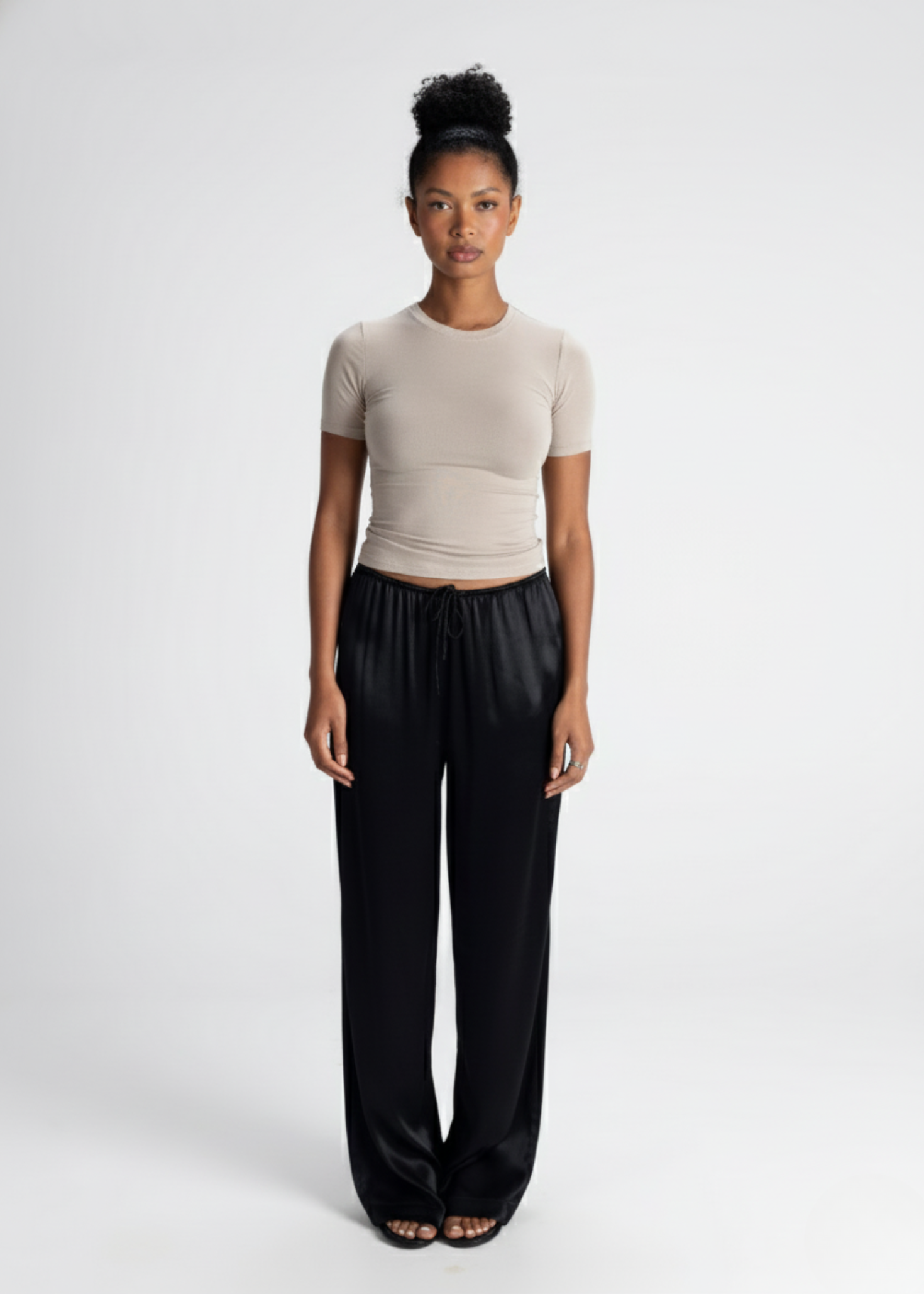 Women’s Ultra-Soft Fitted T-Shirt – Second-Skin Feel & Effortless Sophistication | BEIGE 1