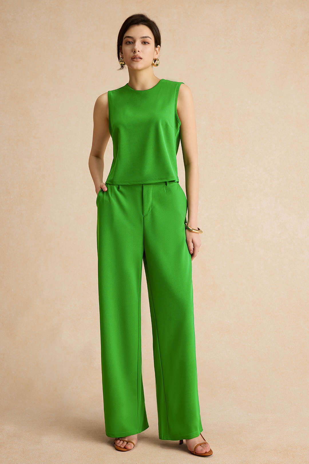 Basic plain sleeveless top and straight leg pants