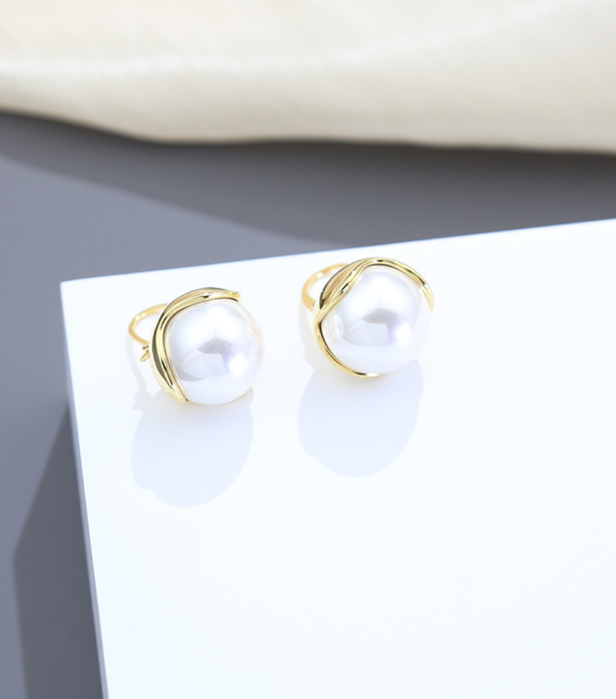 Alloy Pearl Earrings 