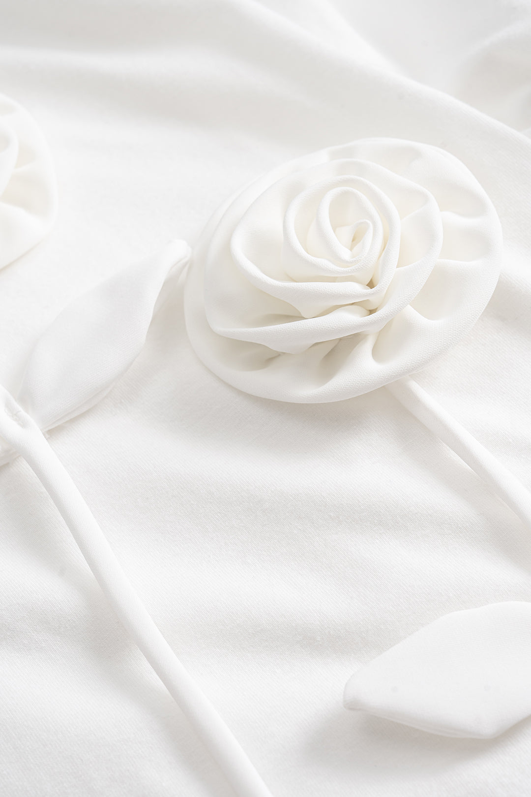 3D Floral Round Neck Short Sleeve T-Shirt 