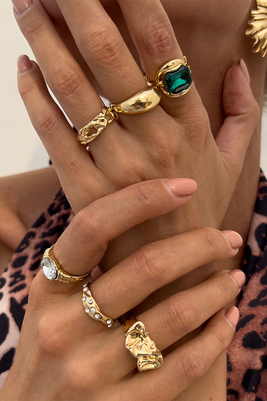 Alloy Geometric Open Wrinkled Diamond Ring 