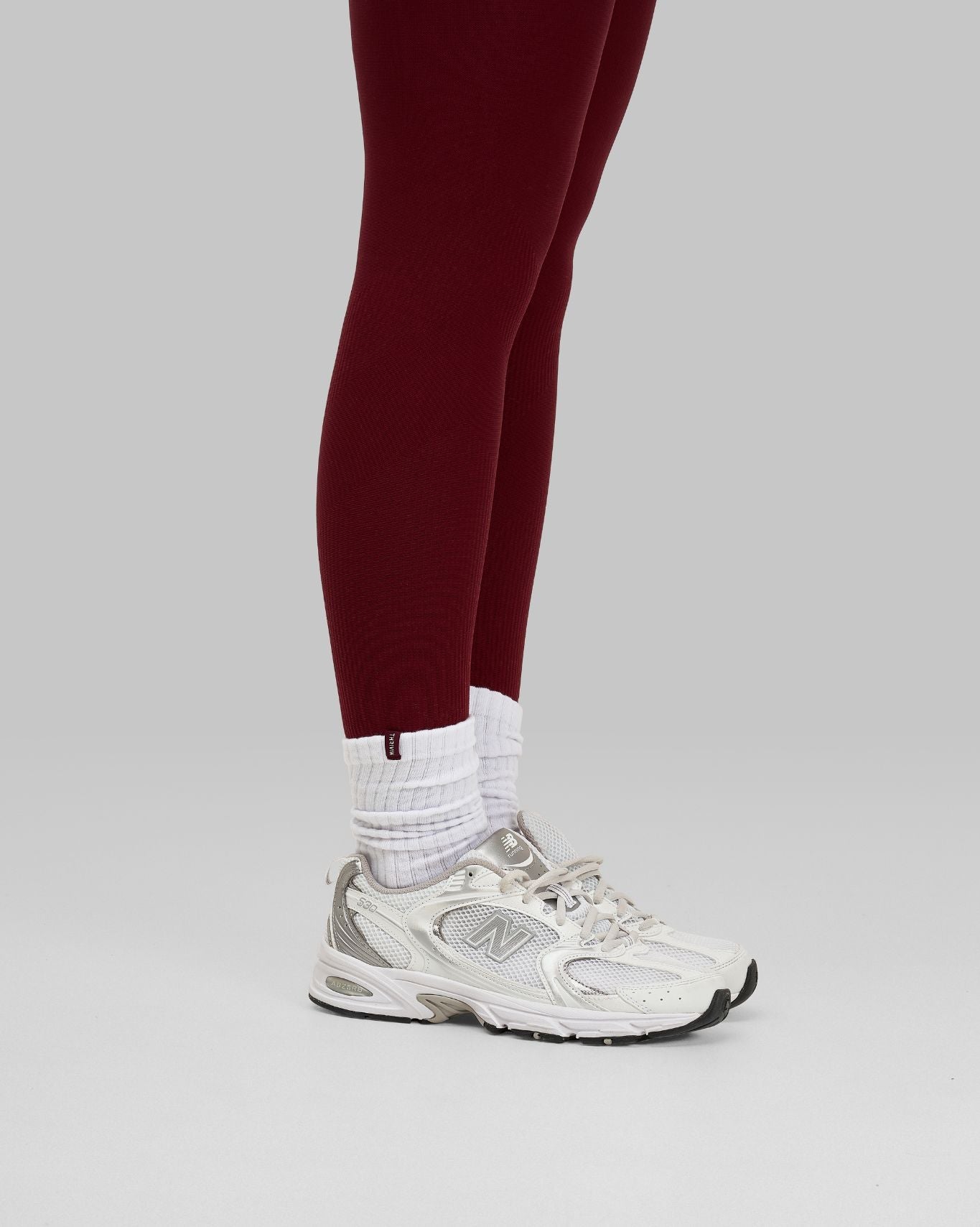 THRIVIN Ruffle Socks Long "White"