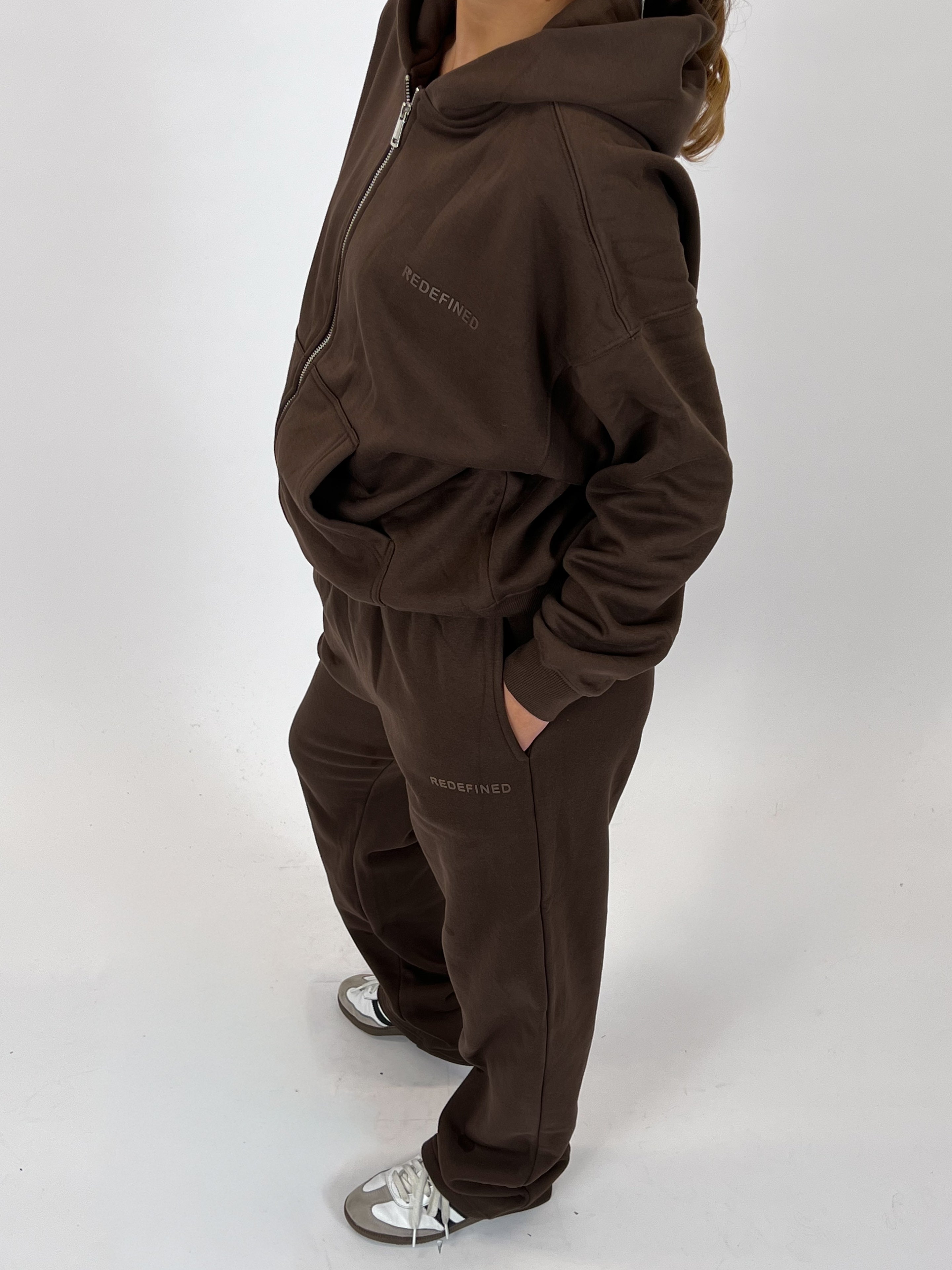 REDEFINED OVERSIZED ZIP VEST CHOCO