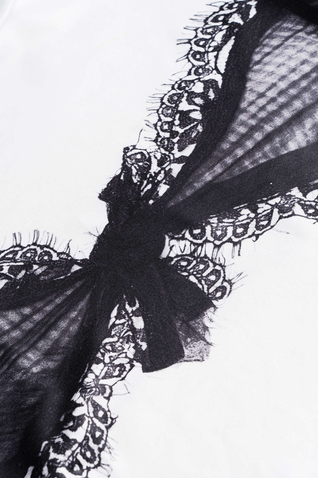 Abstract short-sleeved T-shirt 