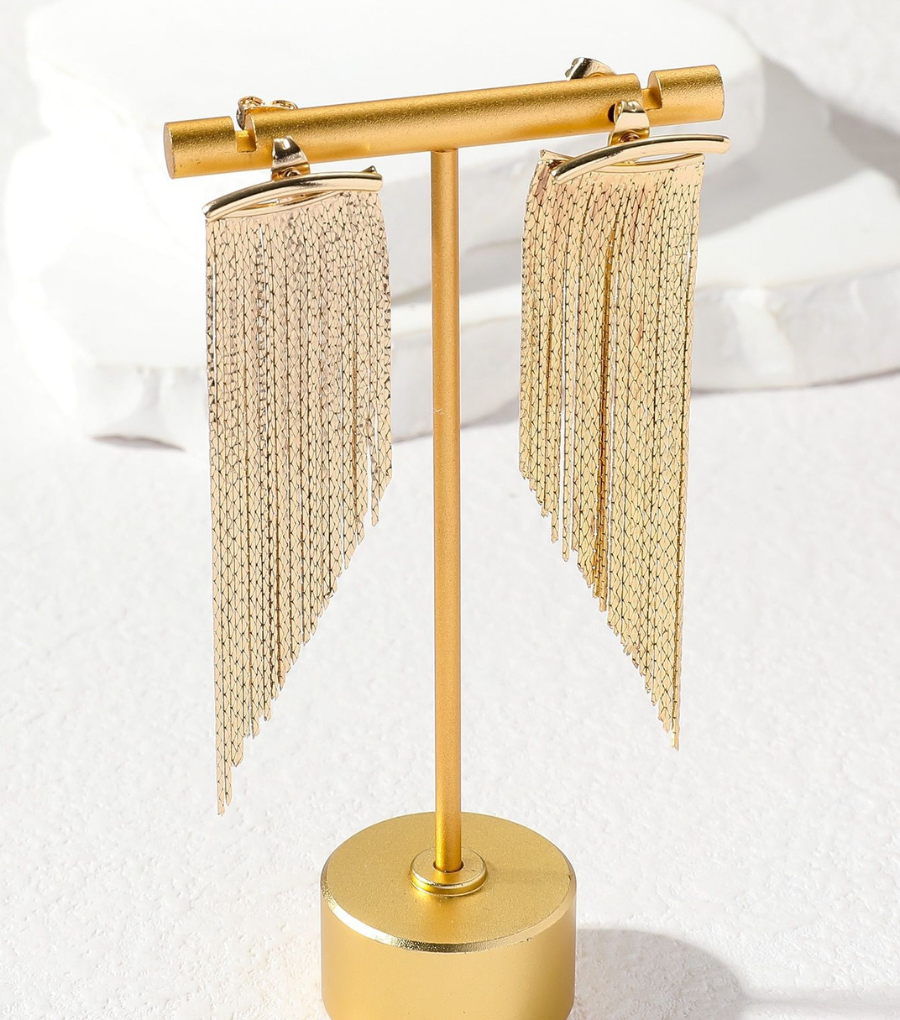 Asymmetrical Metal Fringe Earrings – Statement Drop Jewelry for Special Occasions on stand