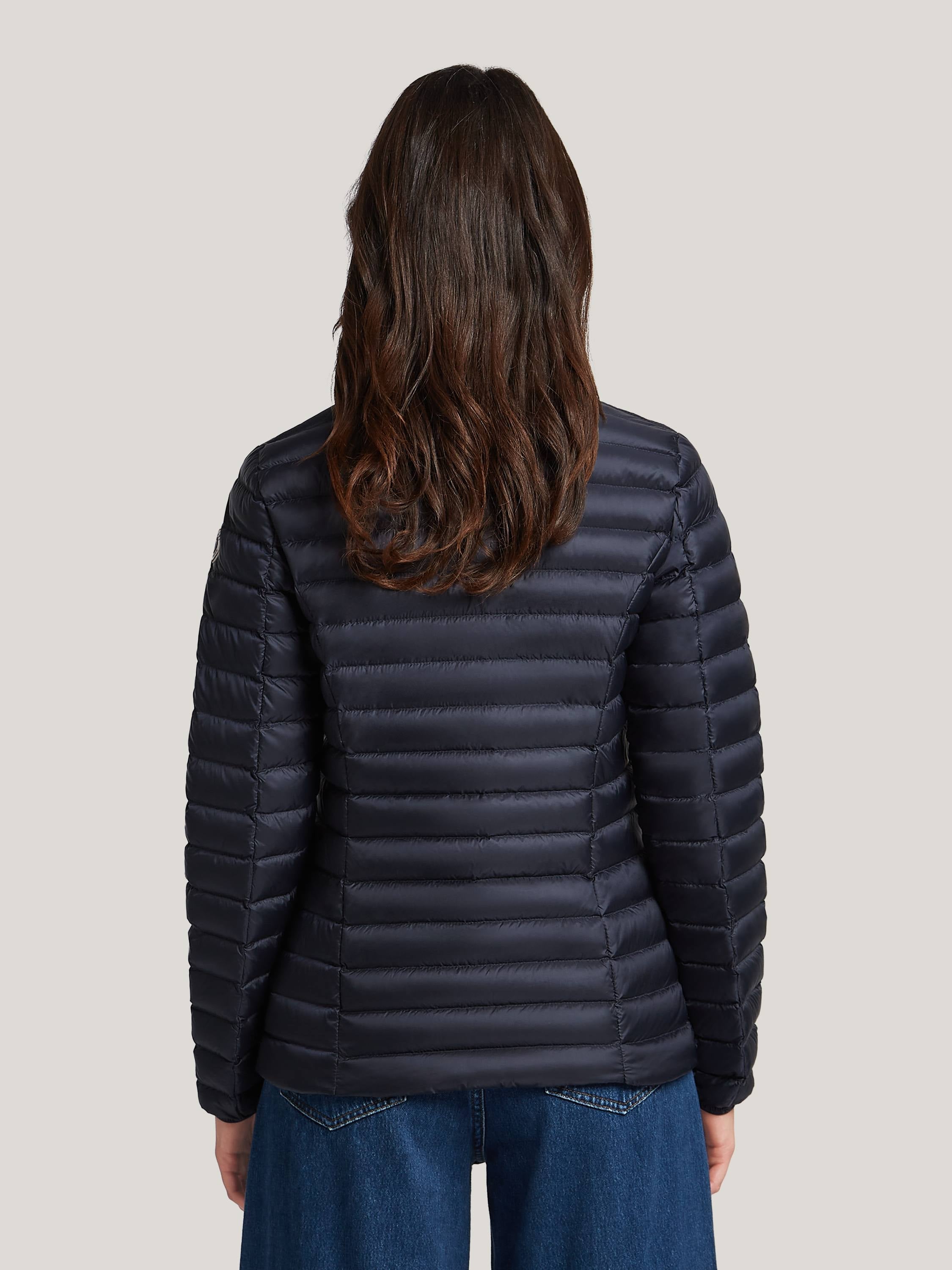 Lightweight Packable Jacket – Travel-Friendly & Versatile Outerwear