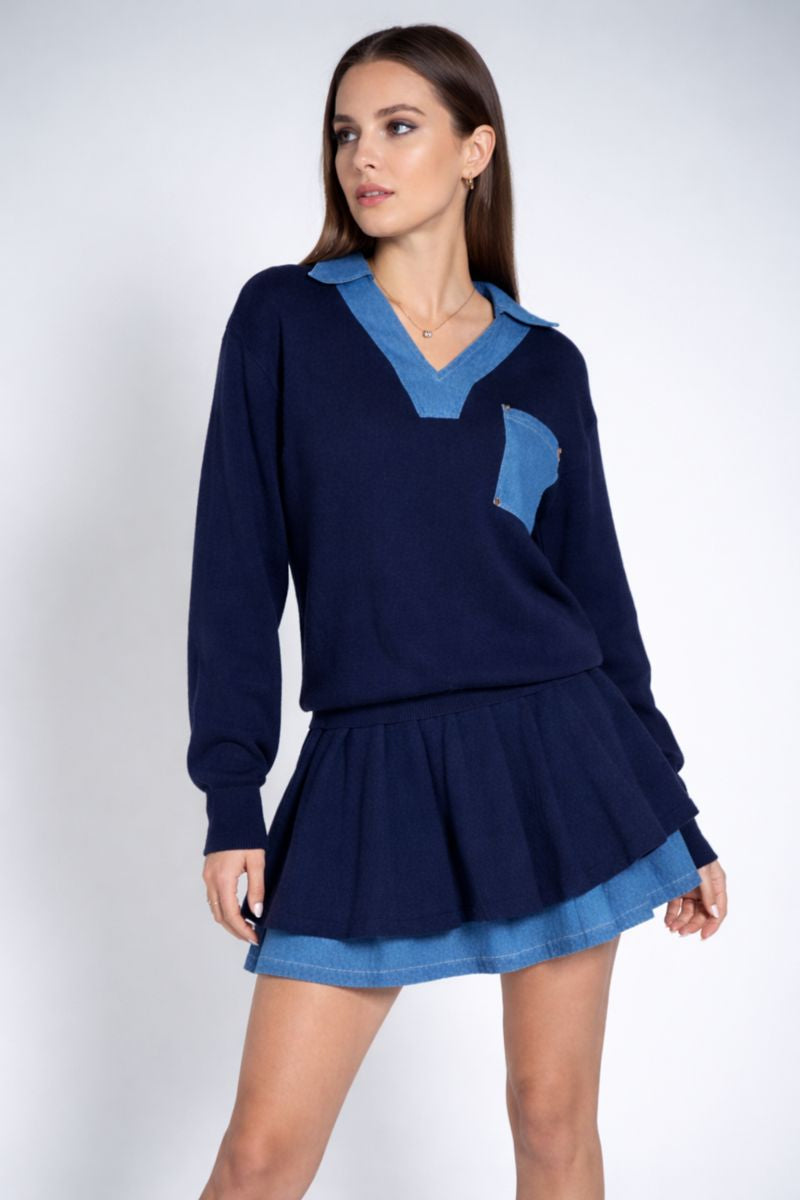 Denim Collar Knit Top – V-Neck Pullover with Contrast Stitching