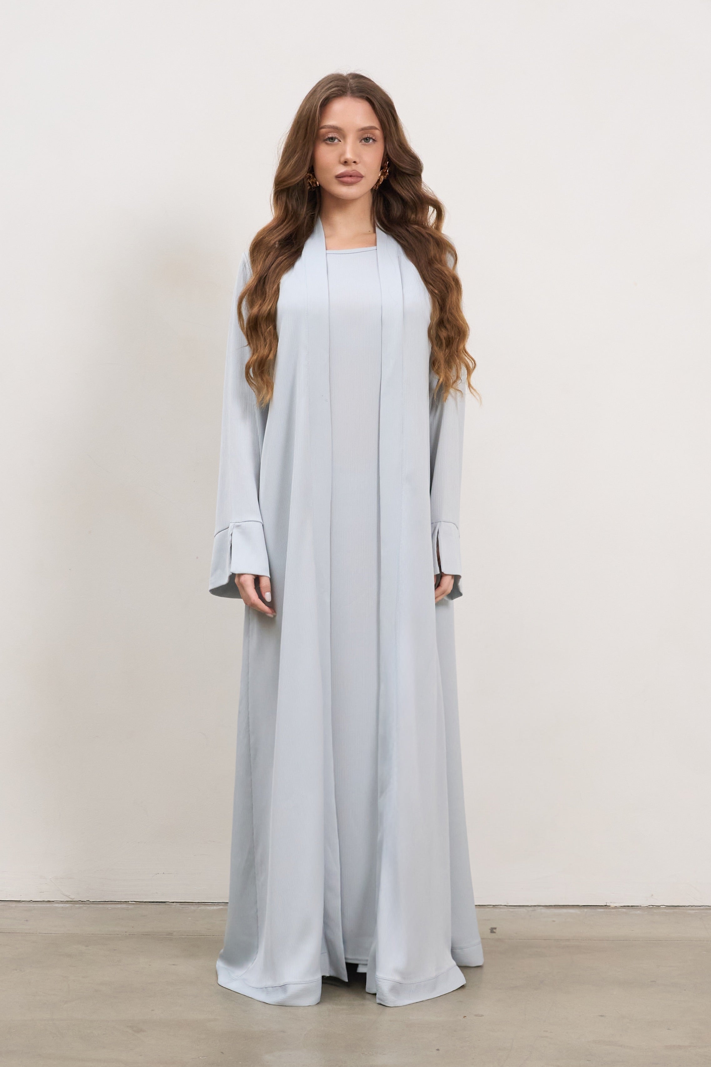 Classic Open Abaya Set – Two-Piece Modest Dress Ensemble