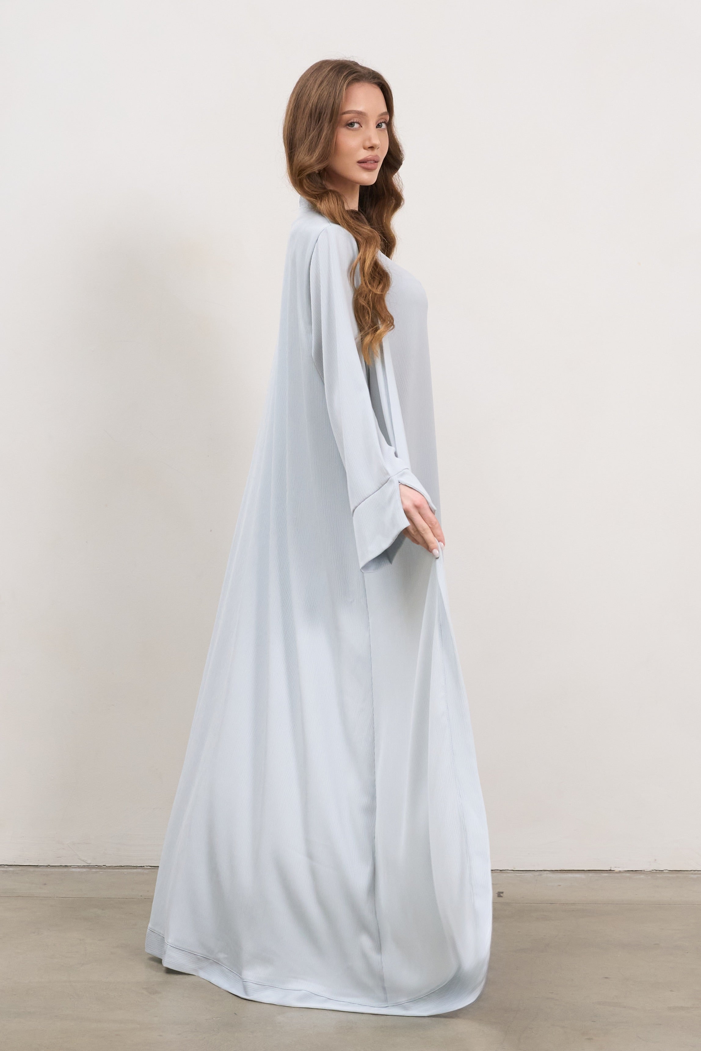 Classic Open Abaya Set – Two-Piece Modest Dress Ensemble