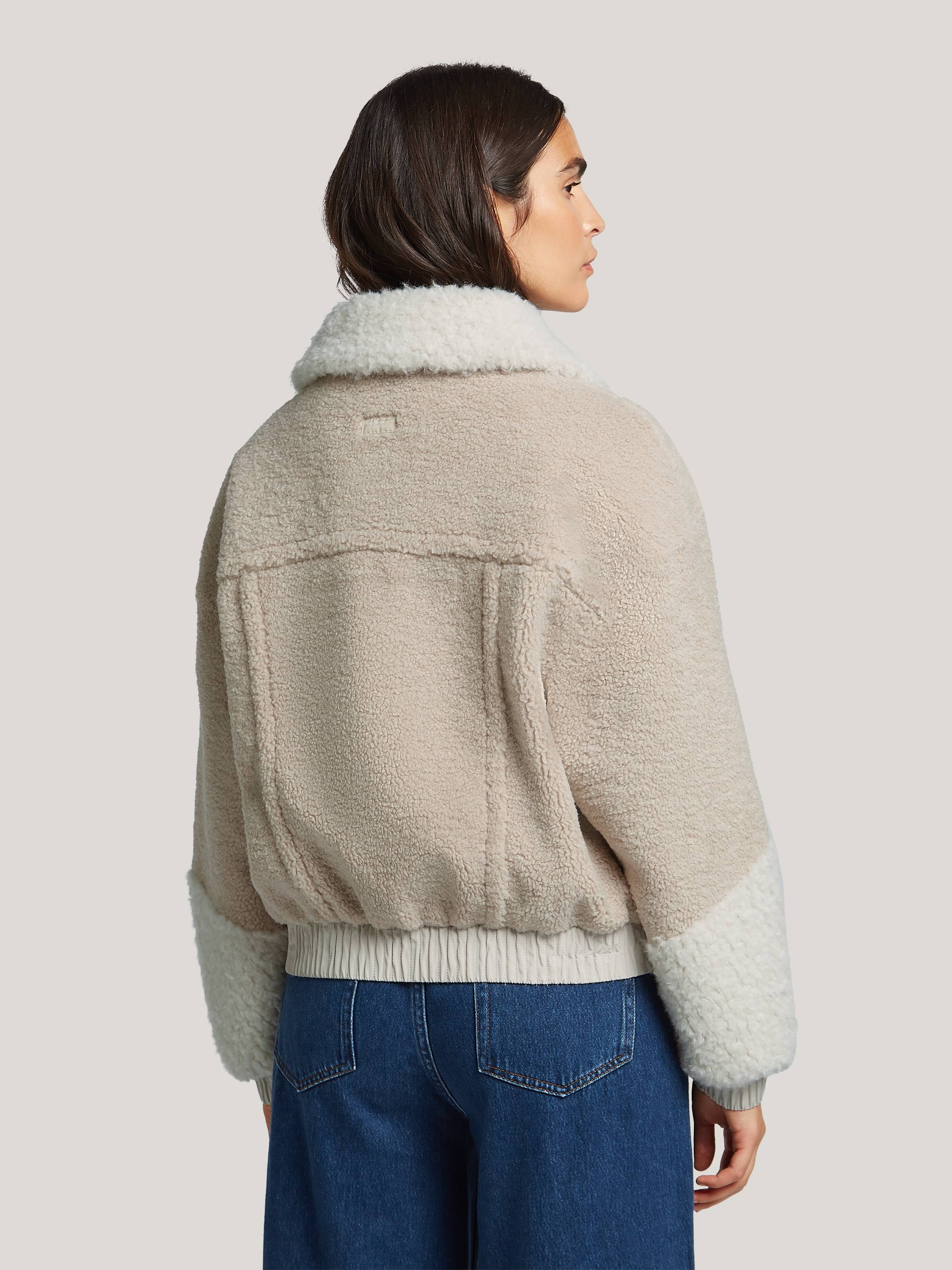 Luxury Teddy Fabric Jacket – Cozy & Stylish Outerwear with Unique Details