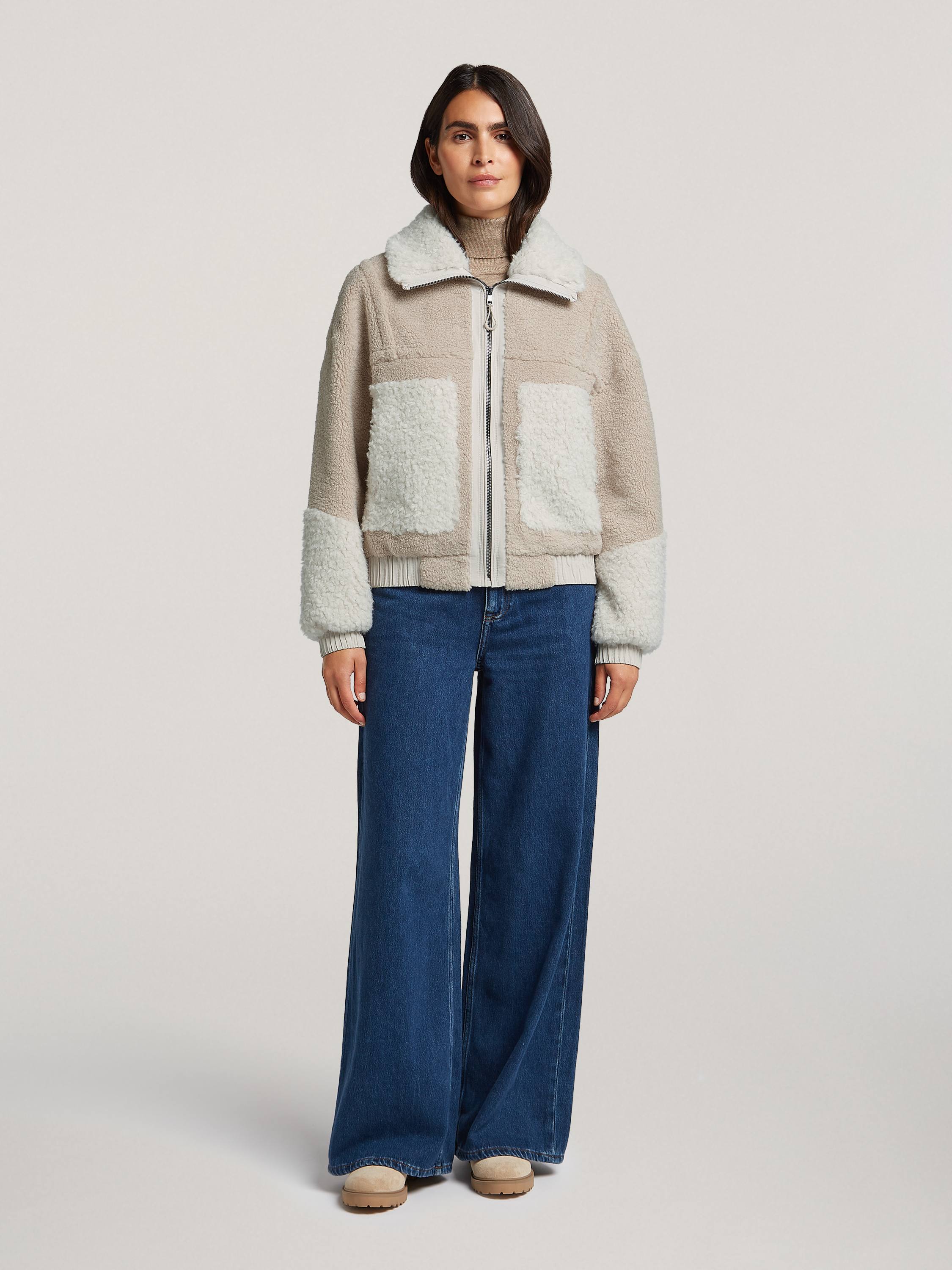 Luxury Teddy Fabric Jacket – Cozy & Stylish Outerwear with Unique Details