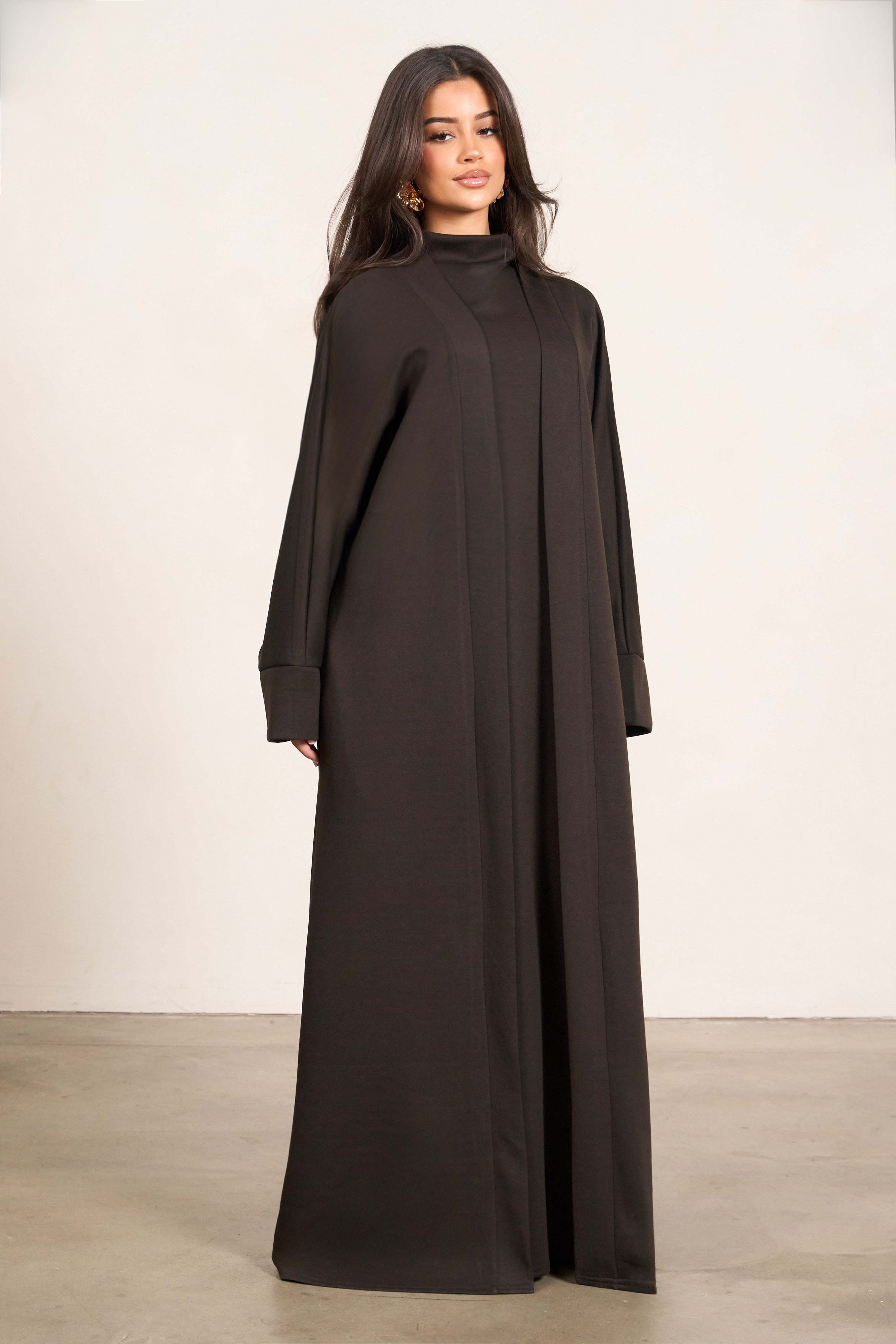 Modest Abaya Set – Elegant Two-Piece Dress Ensemble