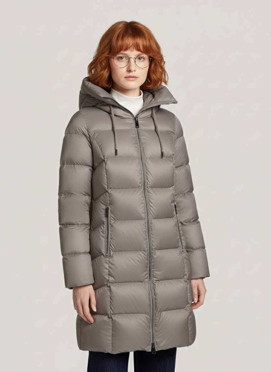 Naomi's Lightweight Down Jacket – Oversized Hood & Cozy Warmth for Winter | TAUPE 1