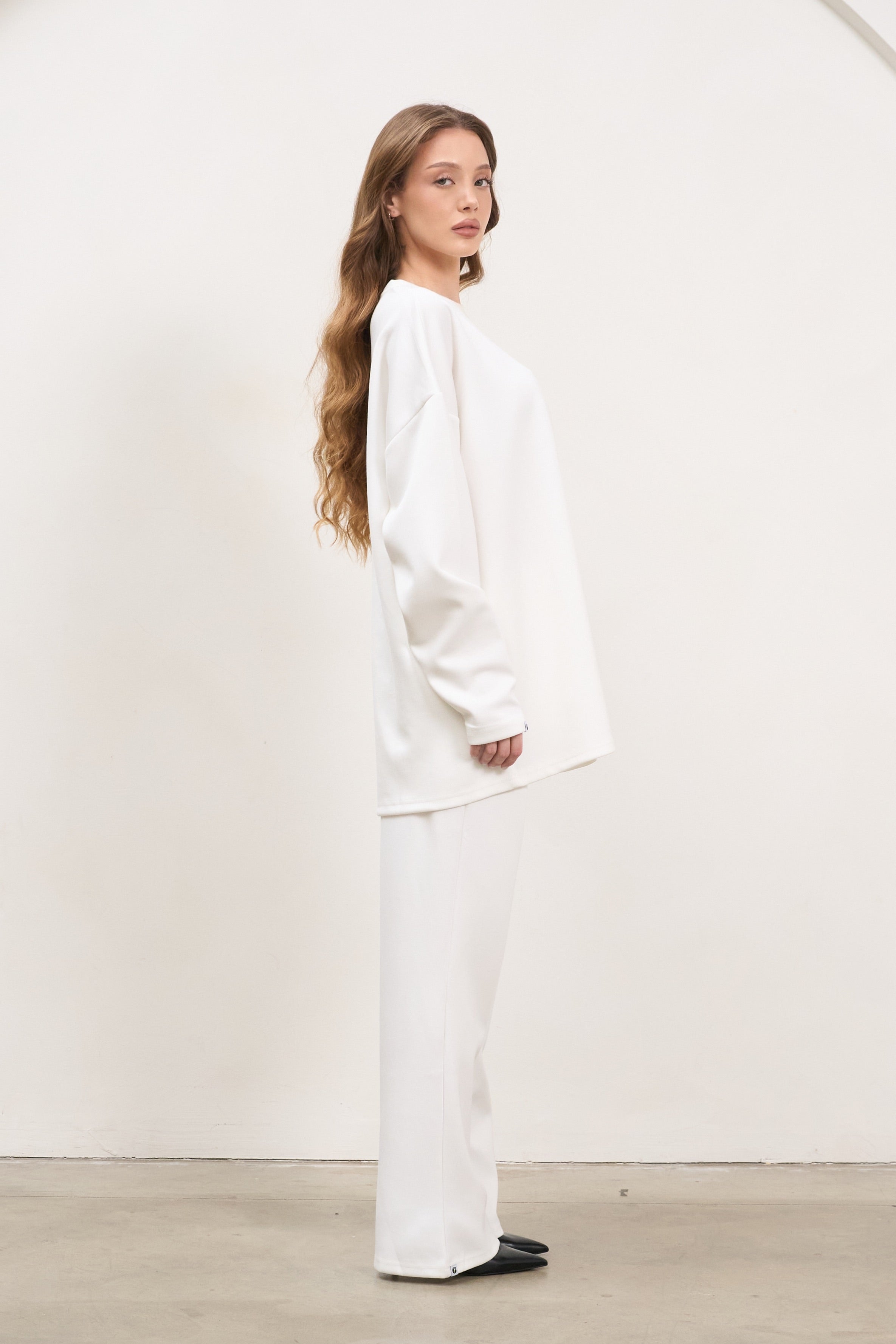 Serena Minimalist Relaxed Fit Rayon Set – Oversized Top & Straight-Leg Pants
