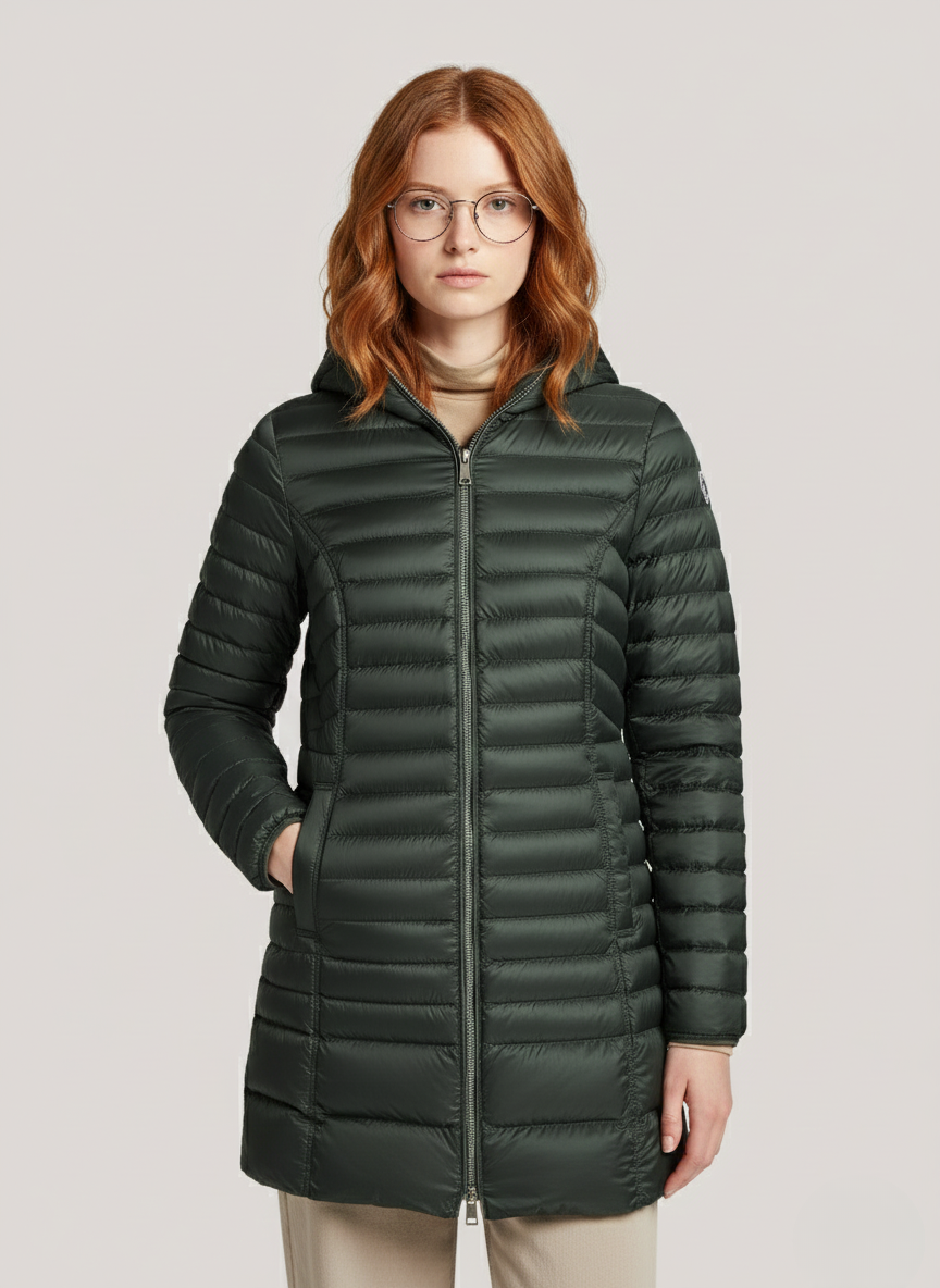 Tallulah's Lightweight Transitional Jacket – Compact & Versatile Outerwear for Travel | GREEN 1