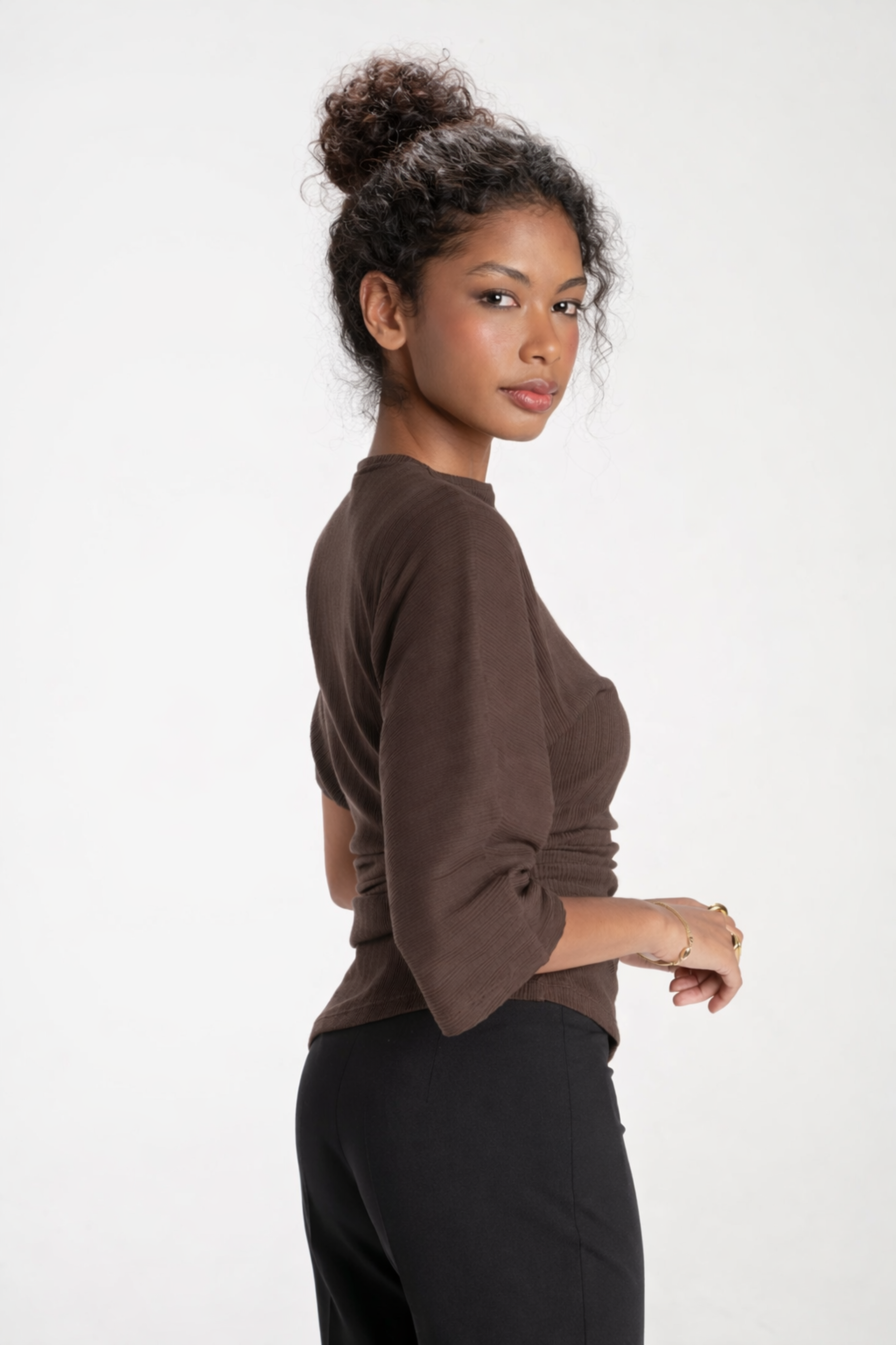 Women’s Asymmetric Ribbed Knit Top – One-Sleeve Design with Ruched Waist Detail 1
