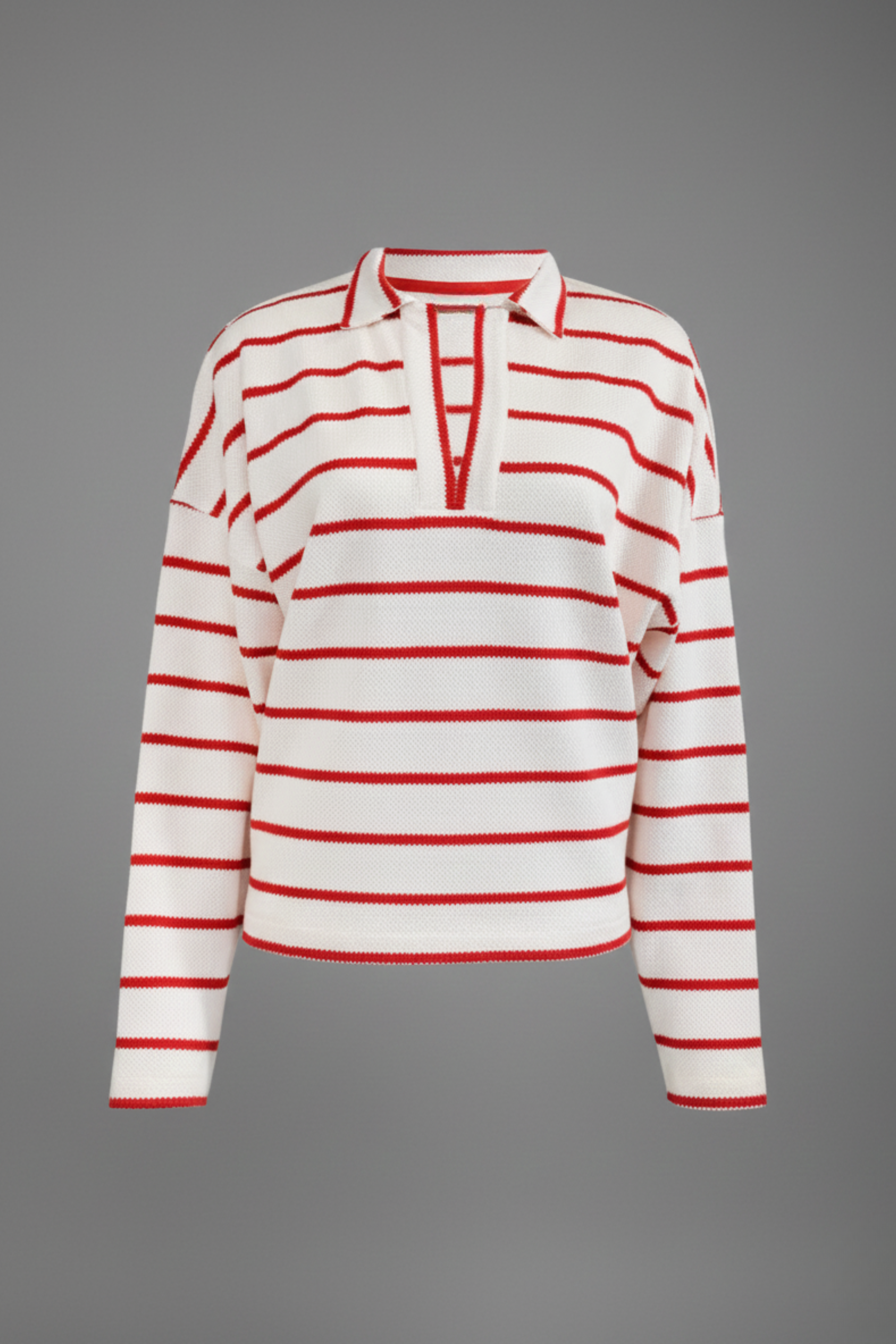 Women’s Polo Collar Knit Top with Opened Neckline – Casual Elegance 