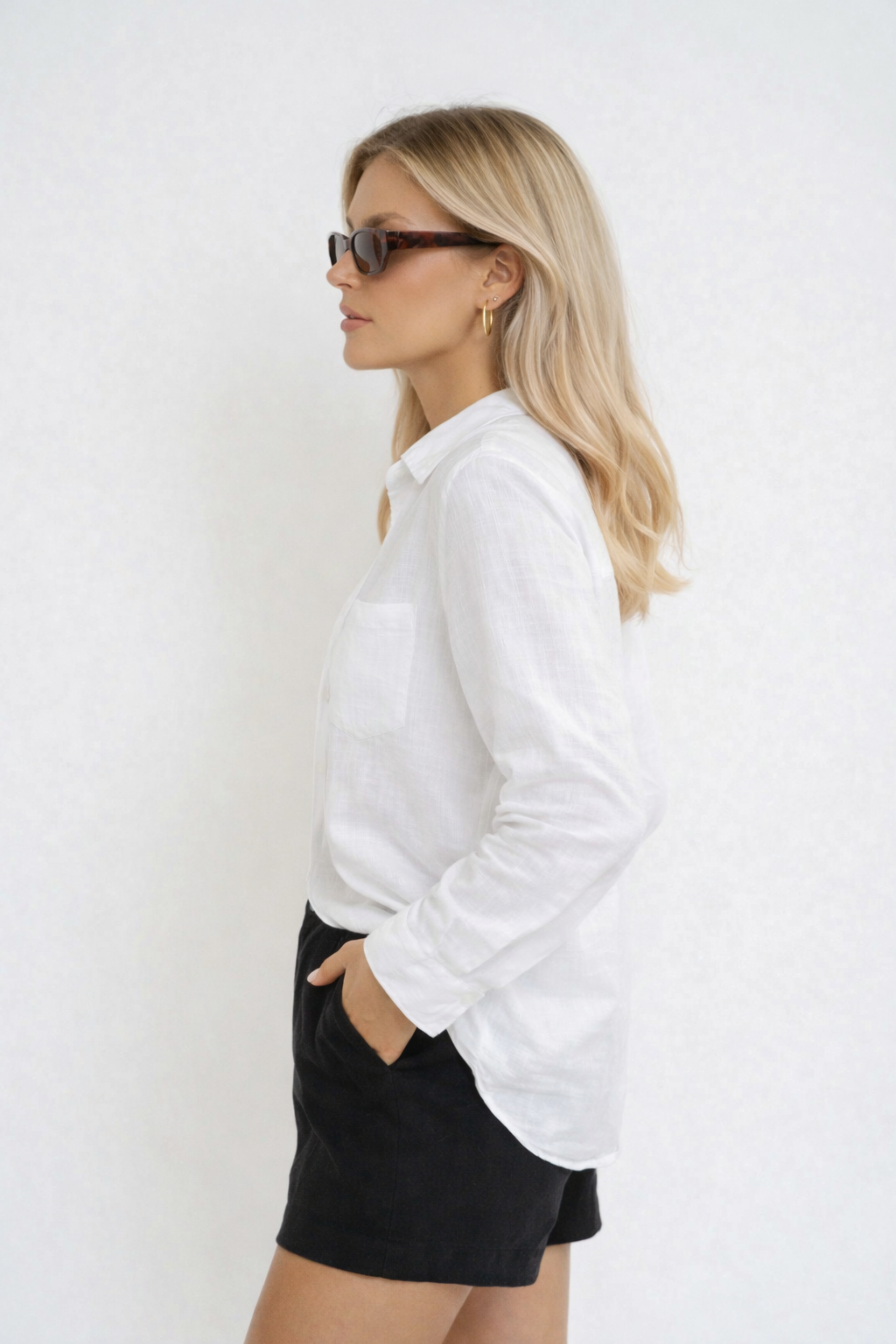 Women’s Slightly Waisted Button-Down Shirt – Viscose & Linen Blend with Classic Collar 3