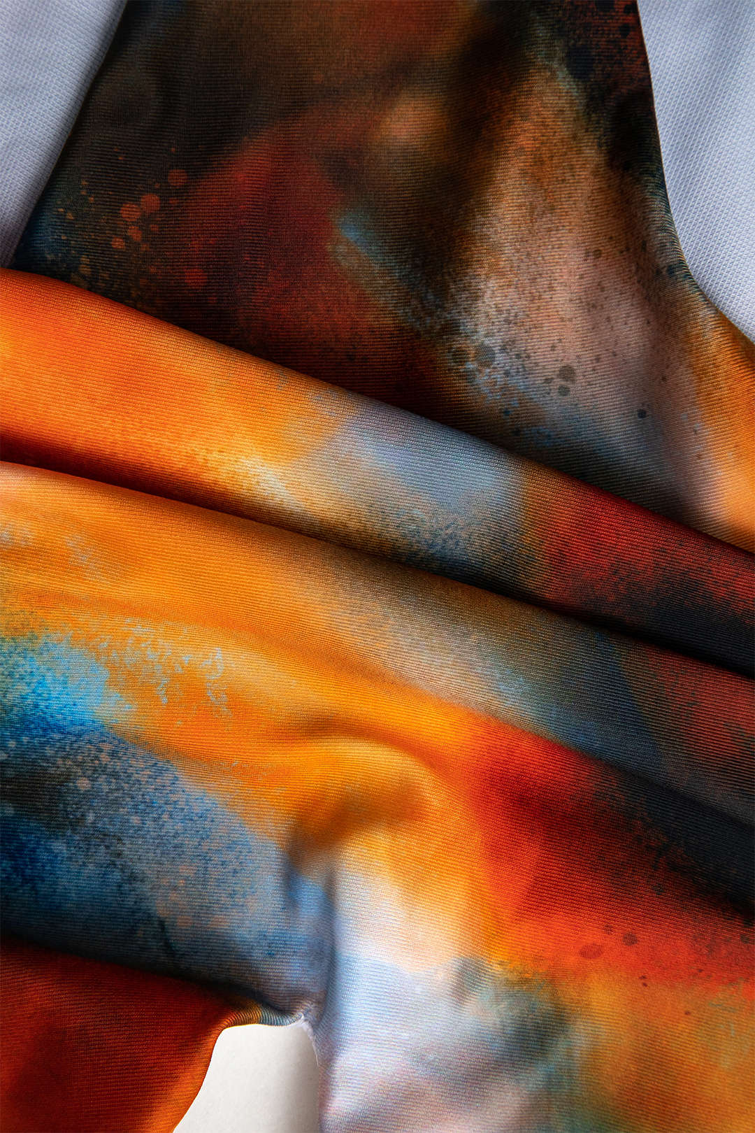 Abstract Print V-Neck Cross Back Tie-Down Swimsuit and Mesh Mini Sarong Skirt Set 